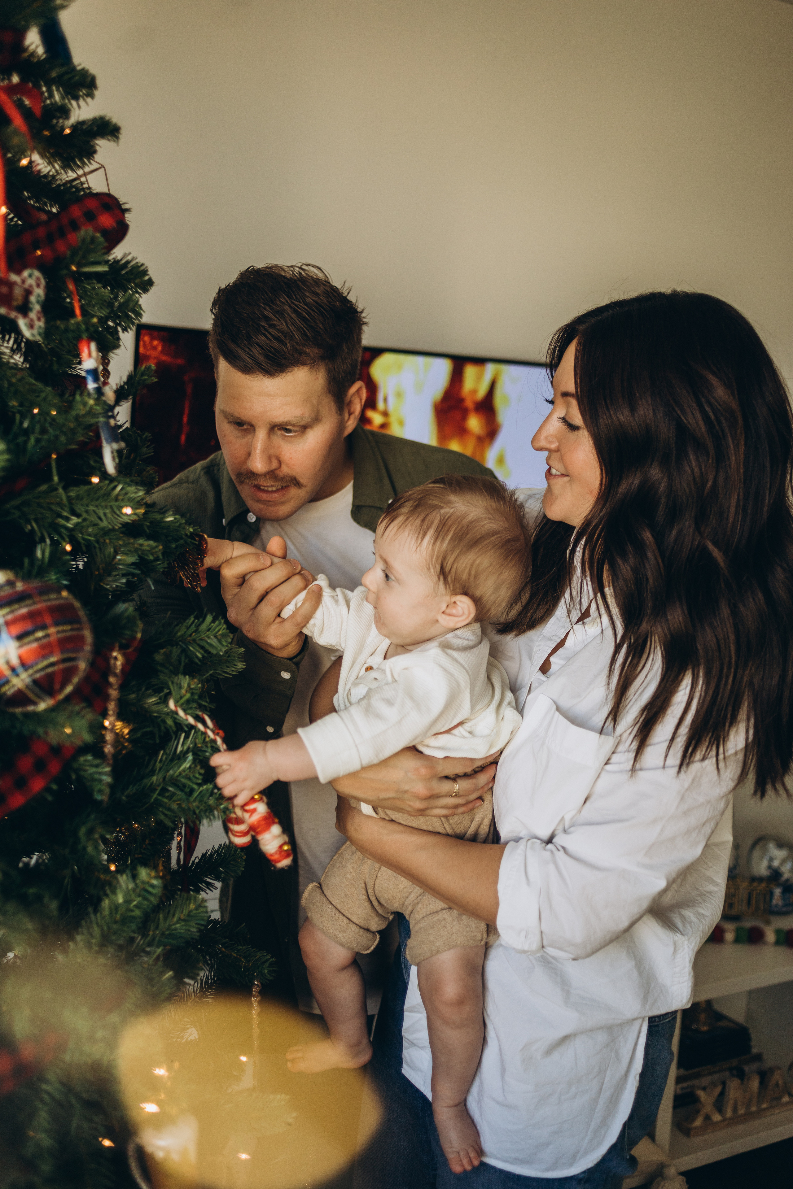 First Christmas. Wedding Photographer Toronto