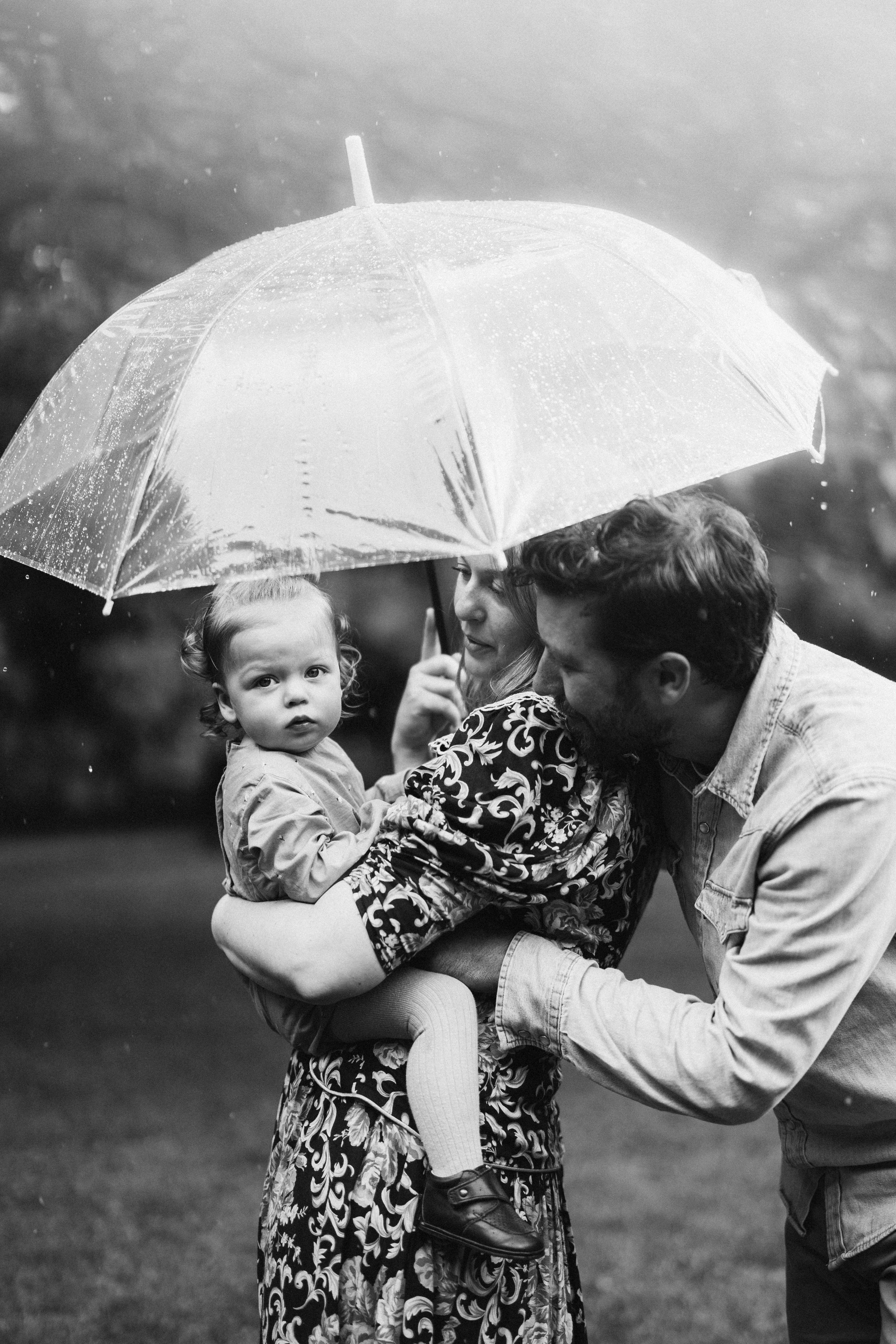 Under the rain. Wedding Photographer Toronto