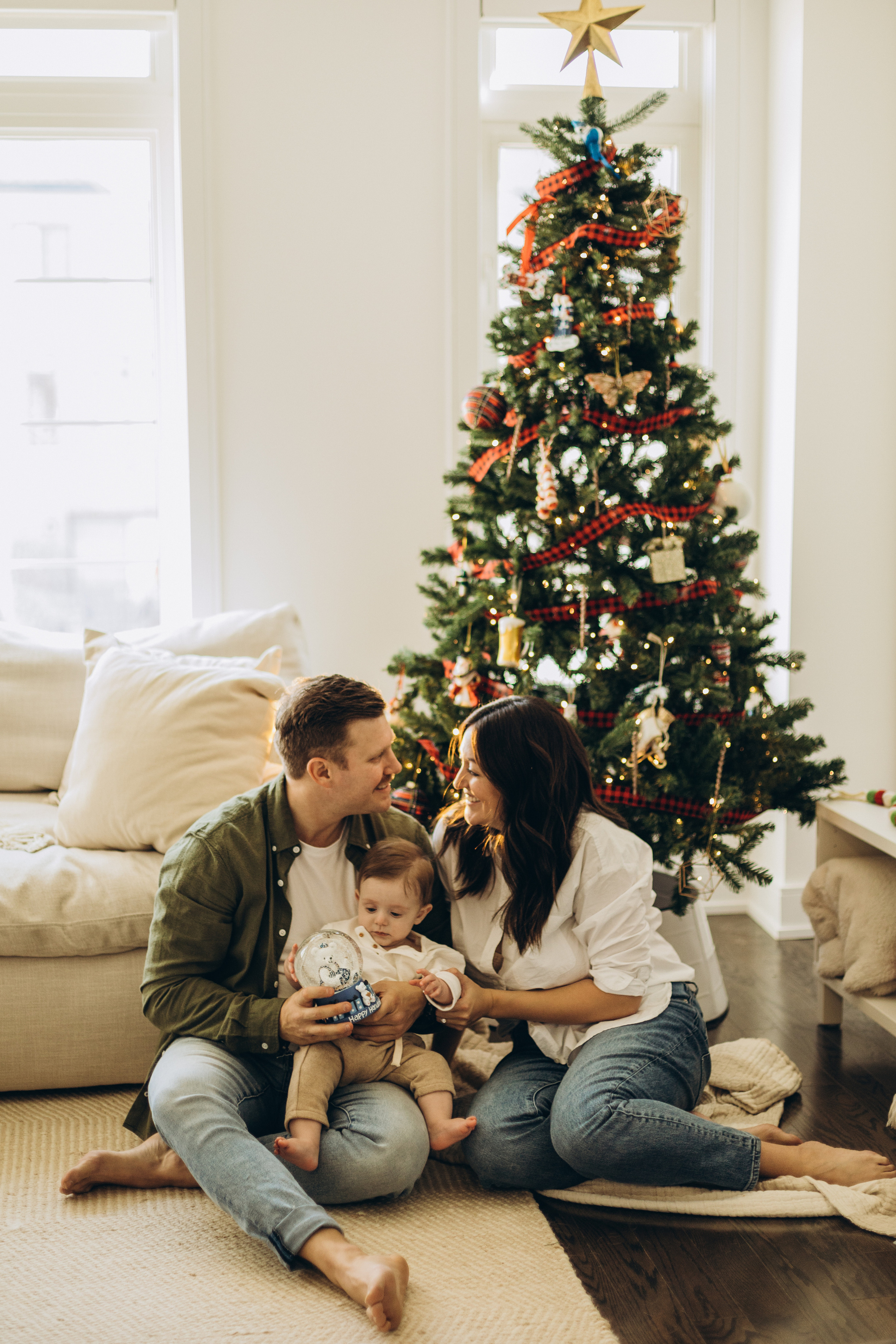 First Christmas. Wedding Photographer Toronto