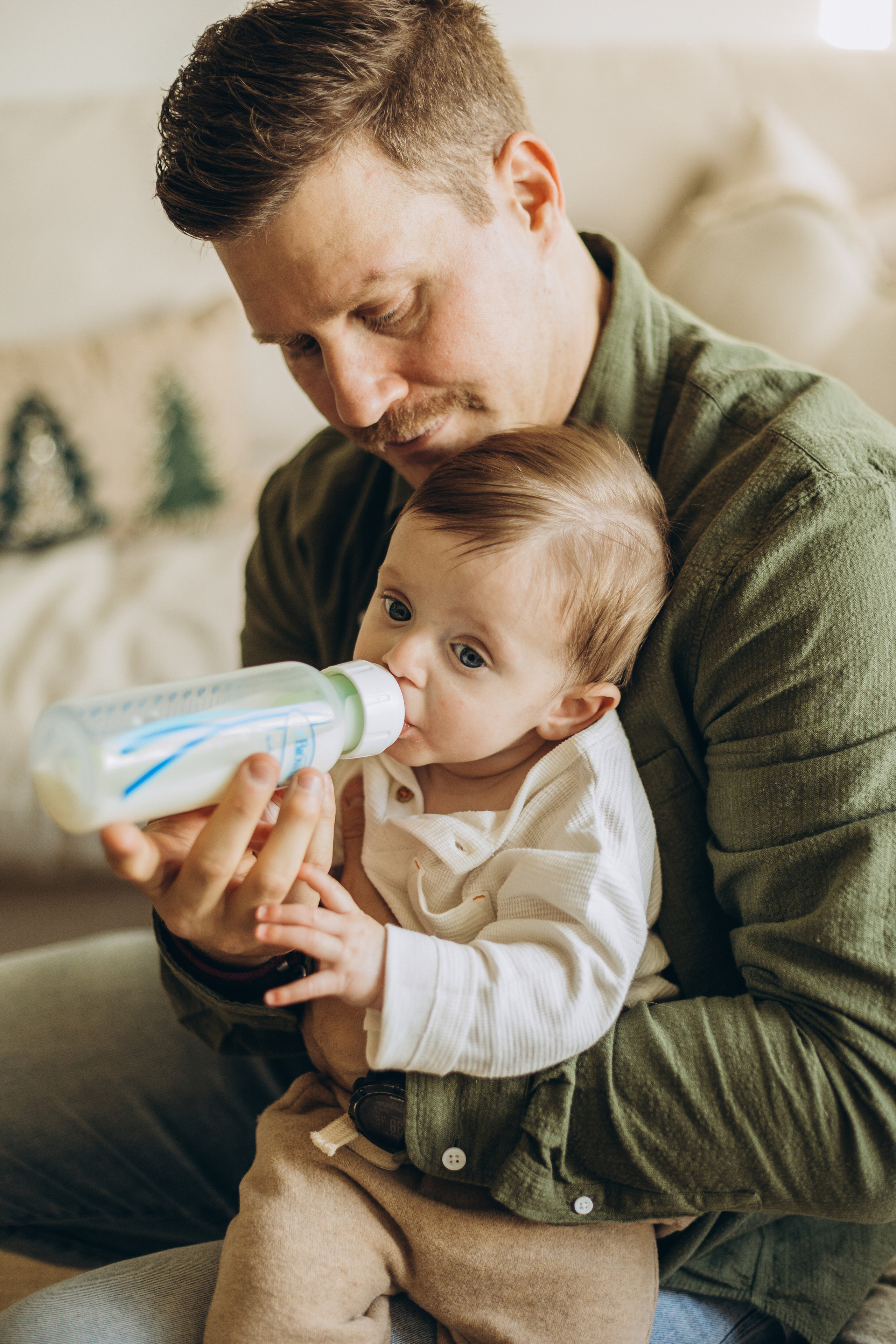 First Christmas. Wedding Photographer Toronto