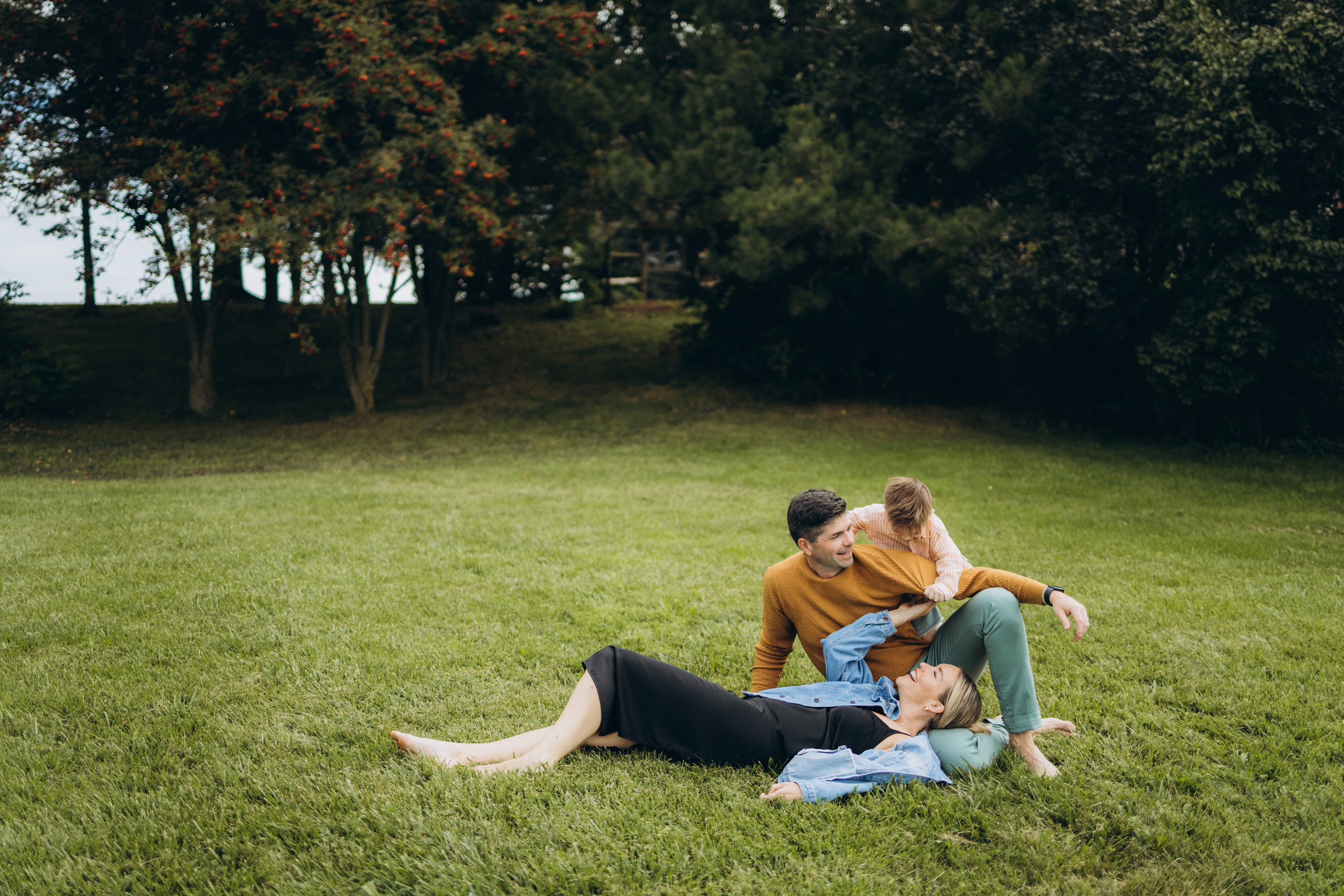Fall family session. Wedding Photographer Toronto