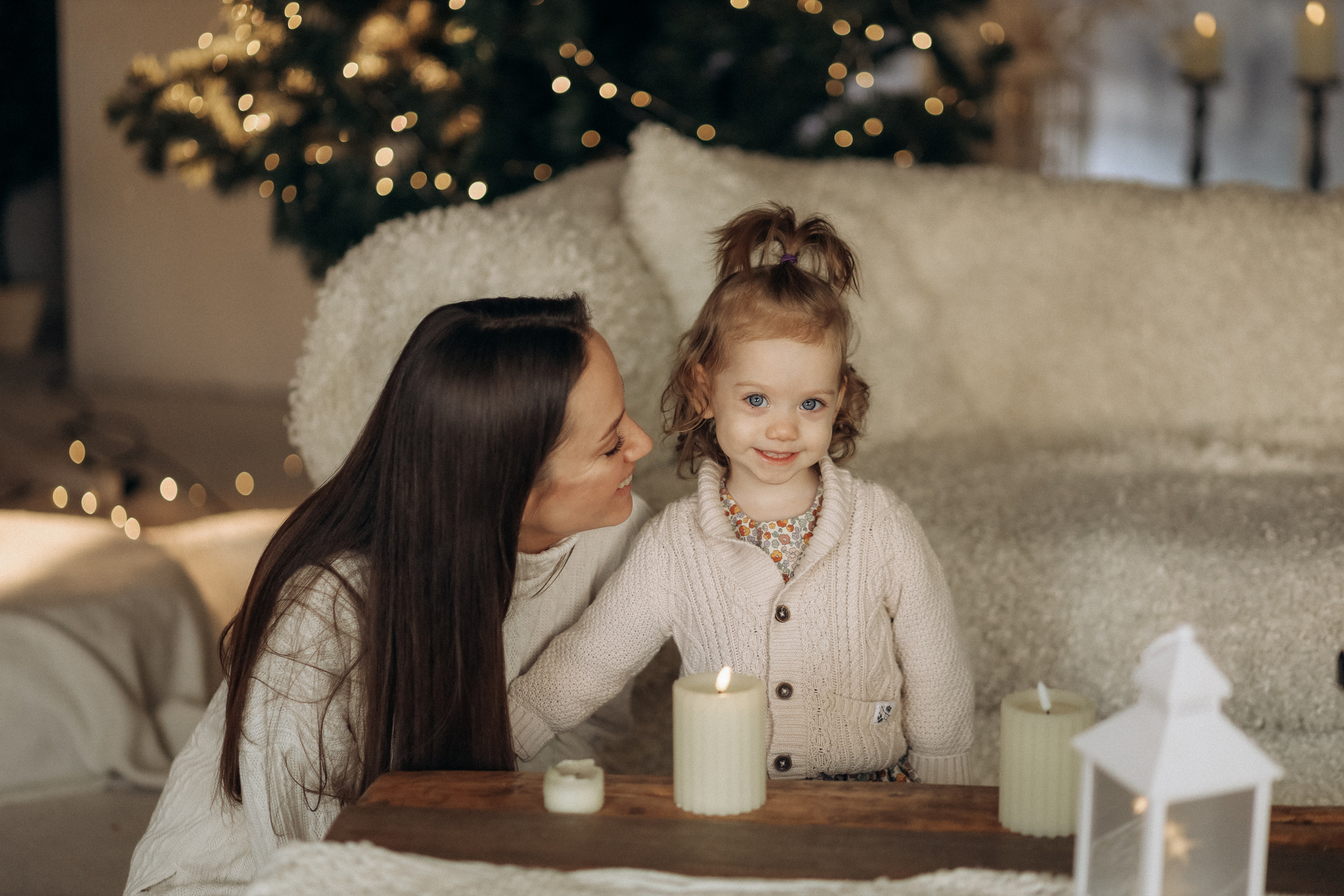 Cozy Christmas time!. Wedding Photographer Toronto