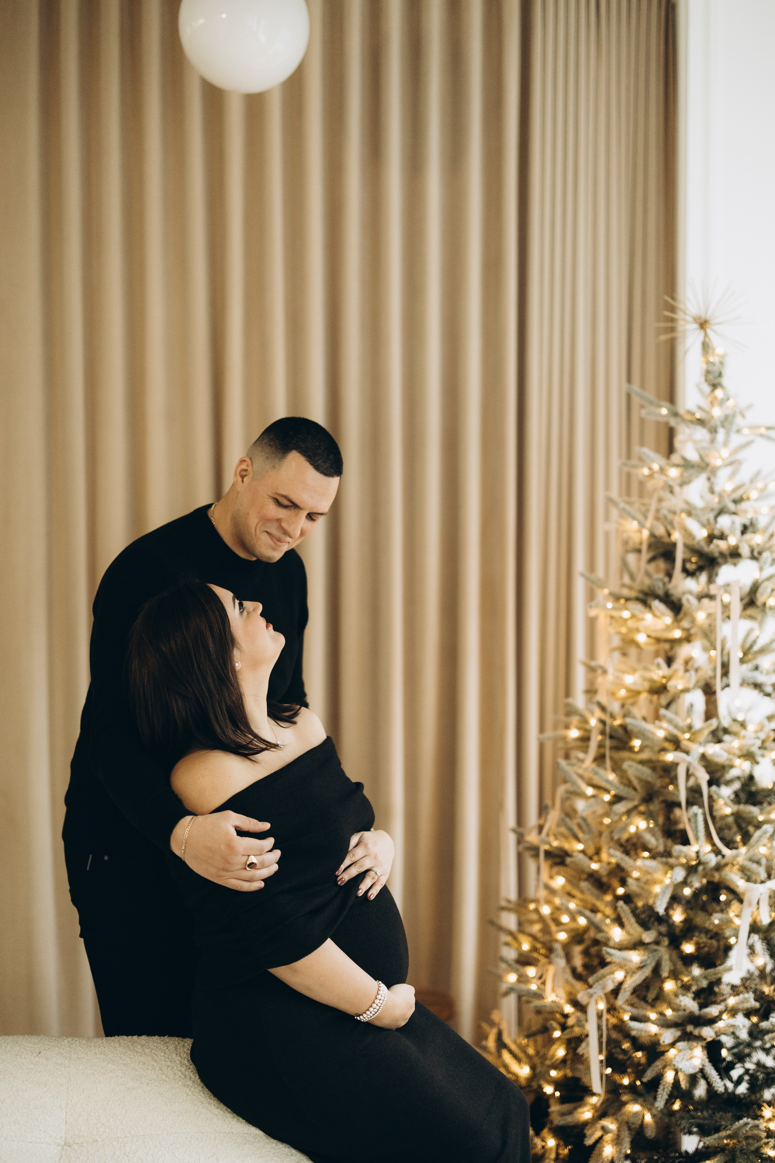 Maternity photo session. Wedding Photographer Toronto