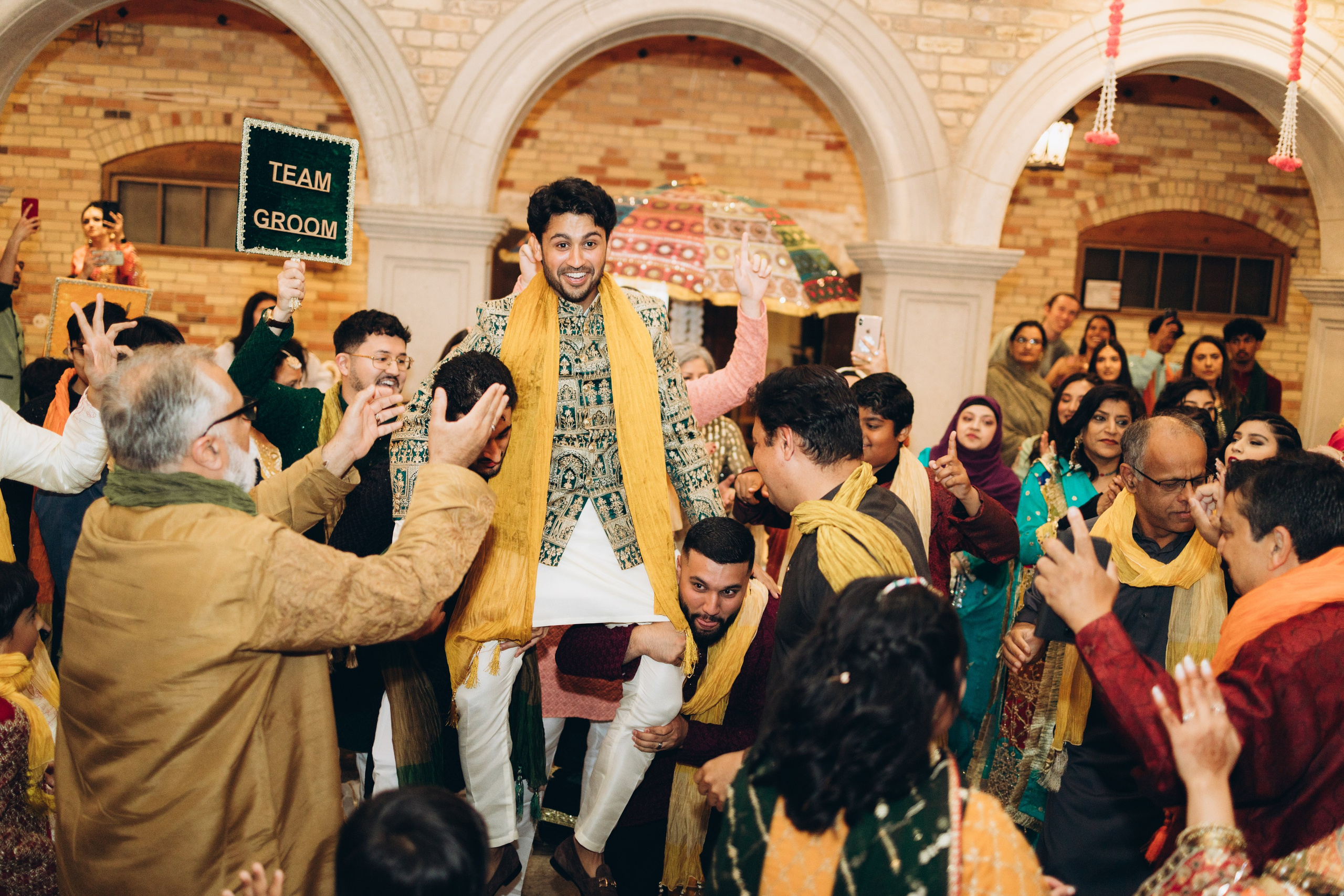 Raesham&Harris. Wedding Photographer Toronto