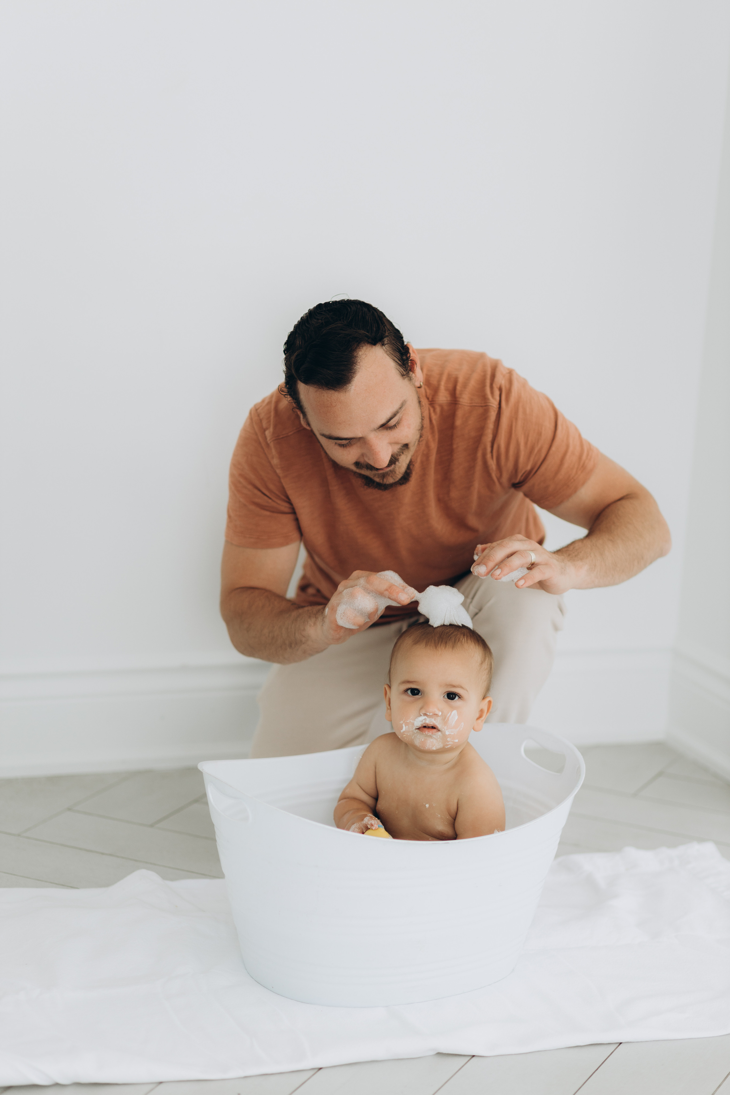 Cake smash. Wedding Photographer Toronto