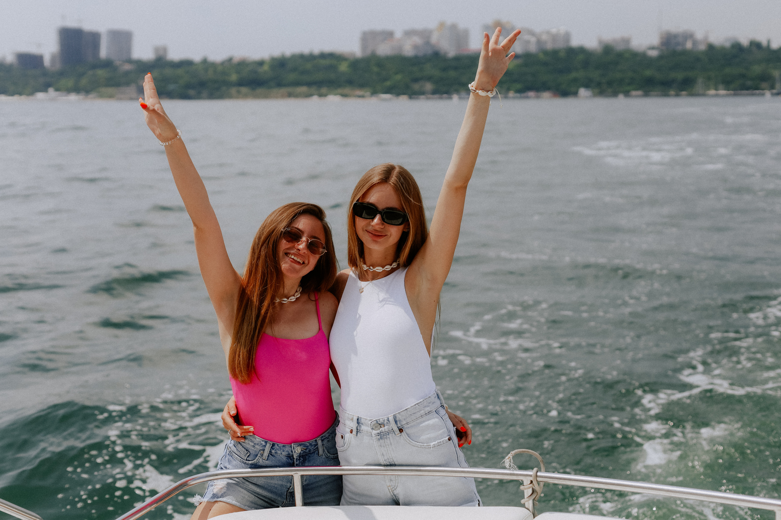 Yacht party. Wedding Photographer Toronto