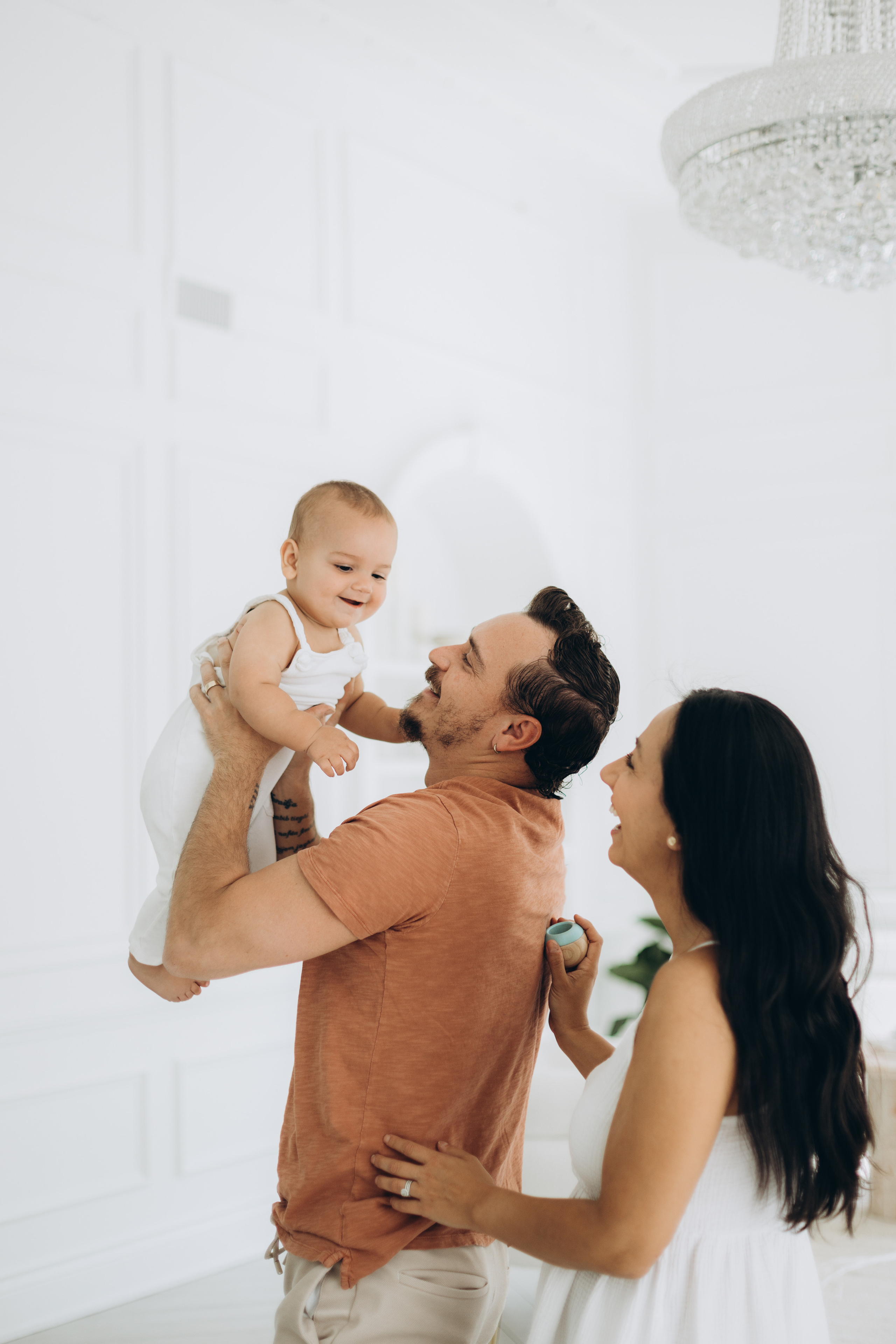Cake smash. Wedding Photographer Toronto