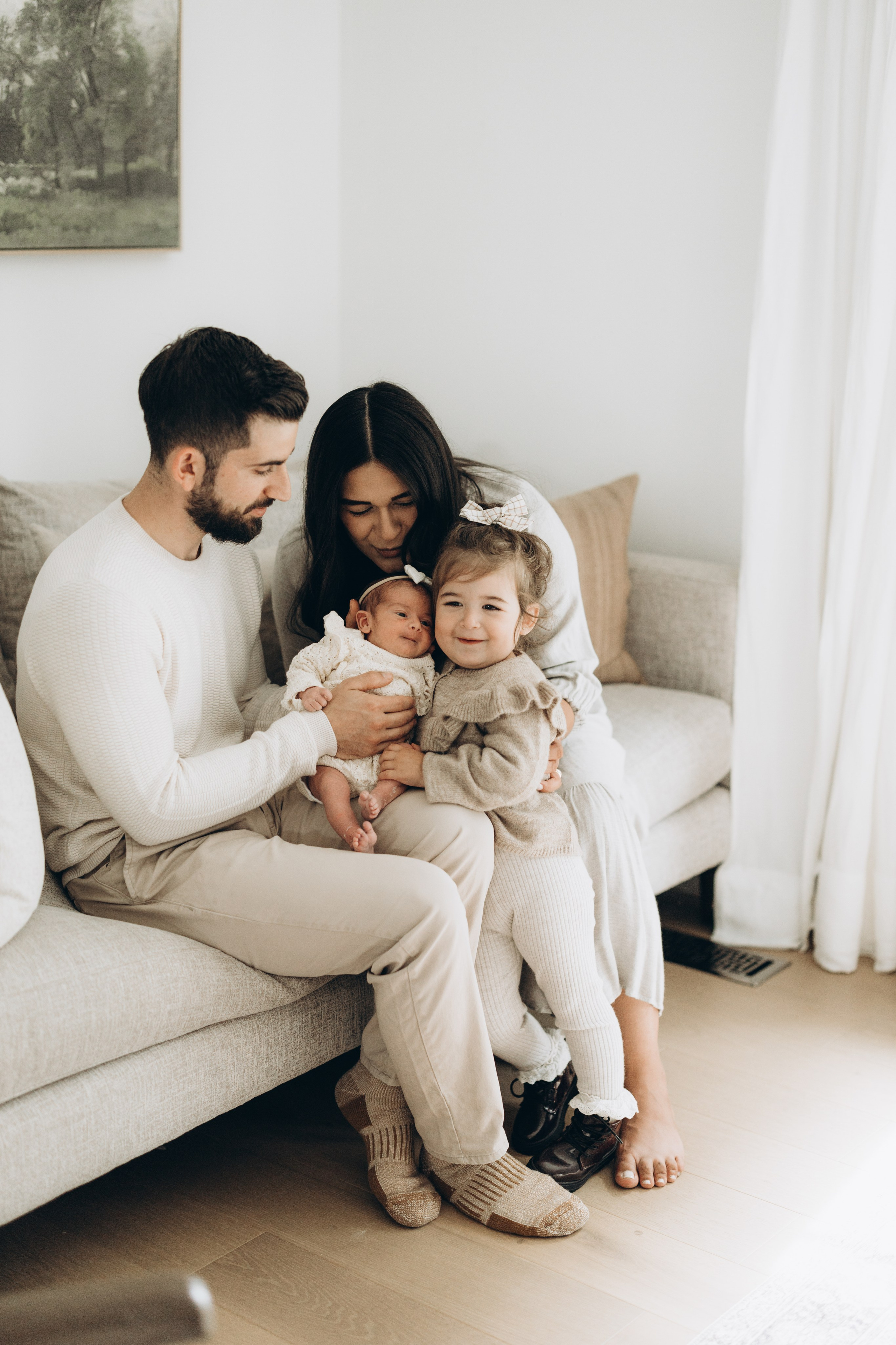 Newborn/family photo session. Wedding Photographer Toronto