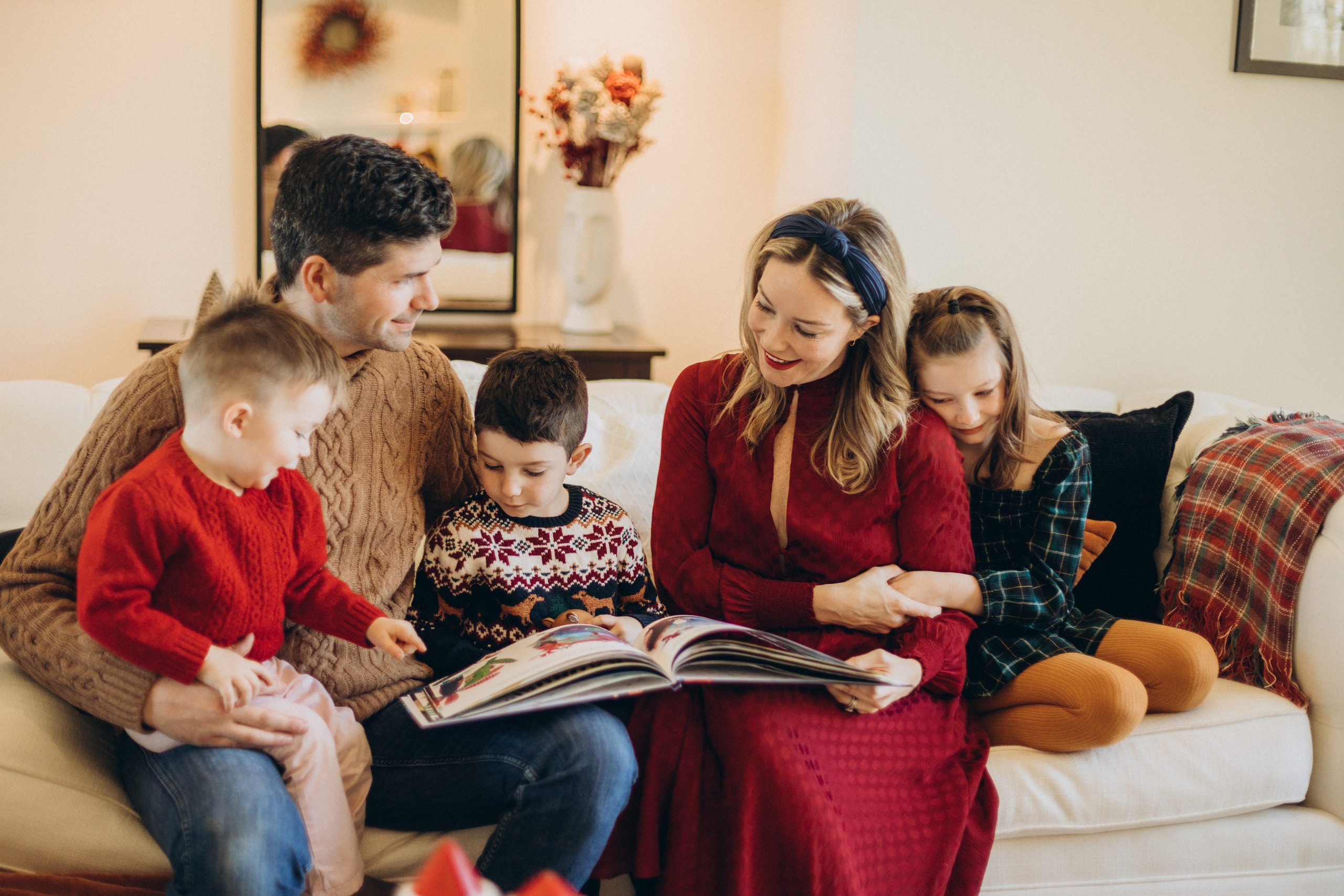 Christmas family time. Wedding Photographer Toronto