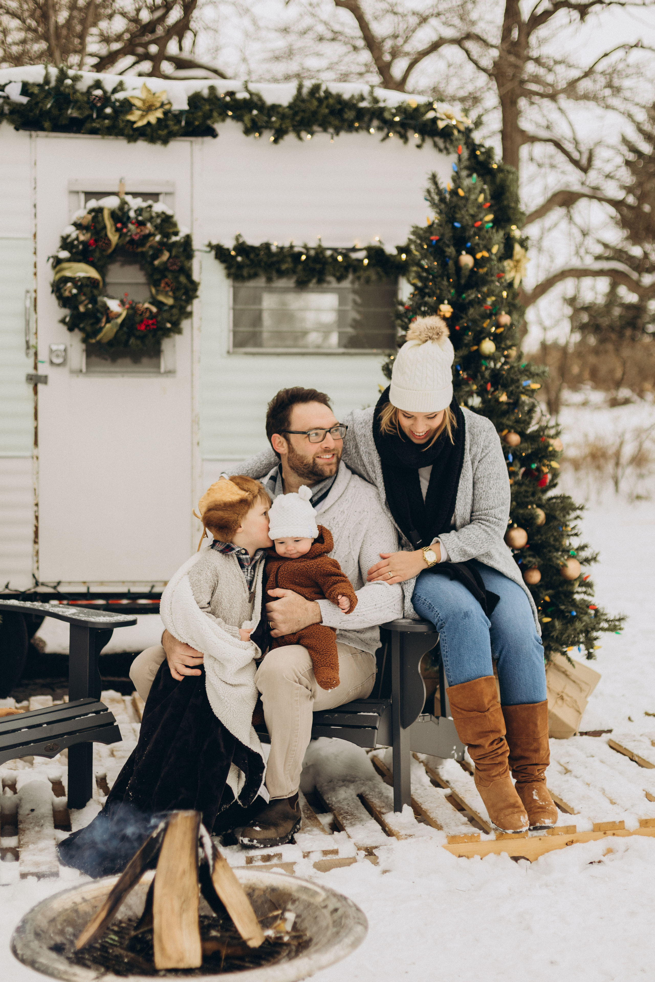 Family time. Wedding Photographer Toronto