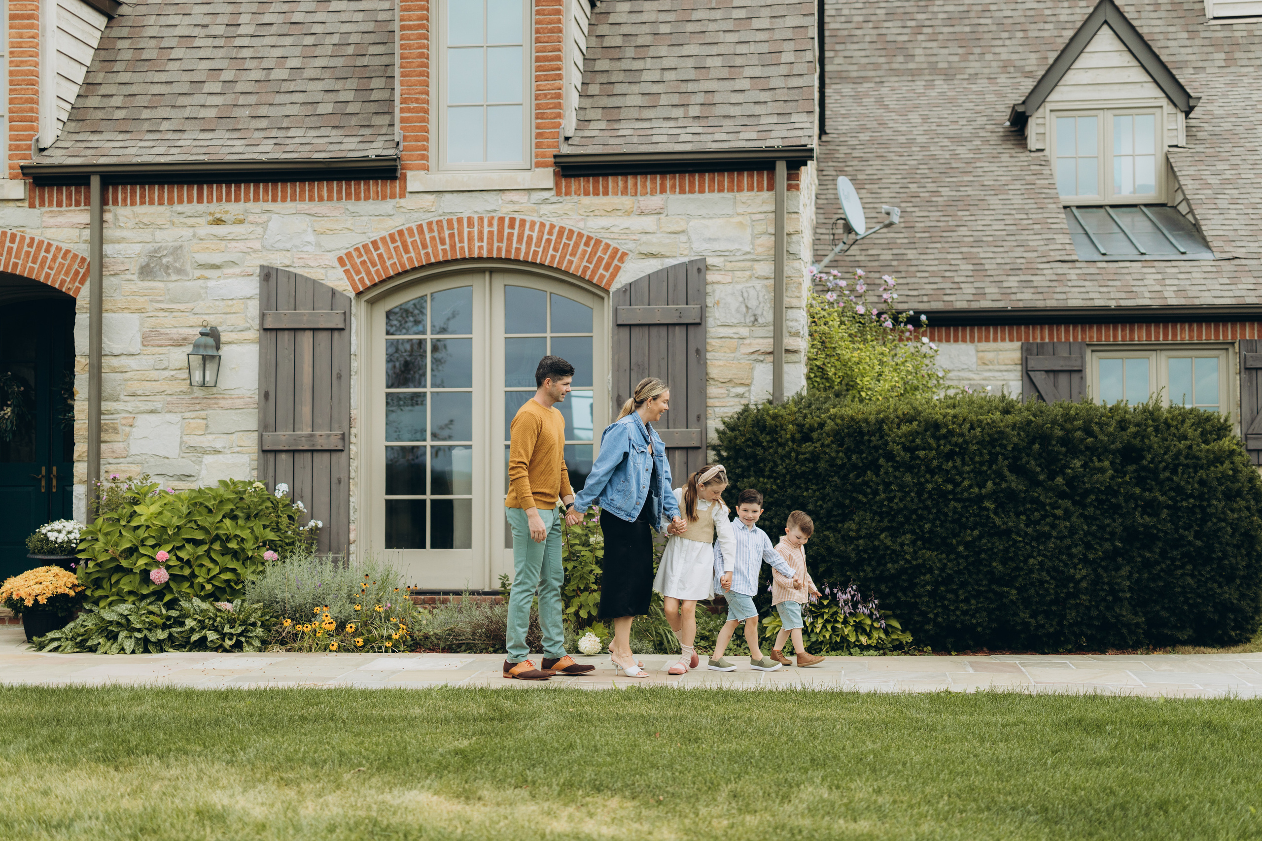 Fall family session. Wedding Photographer Toronto