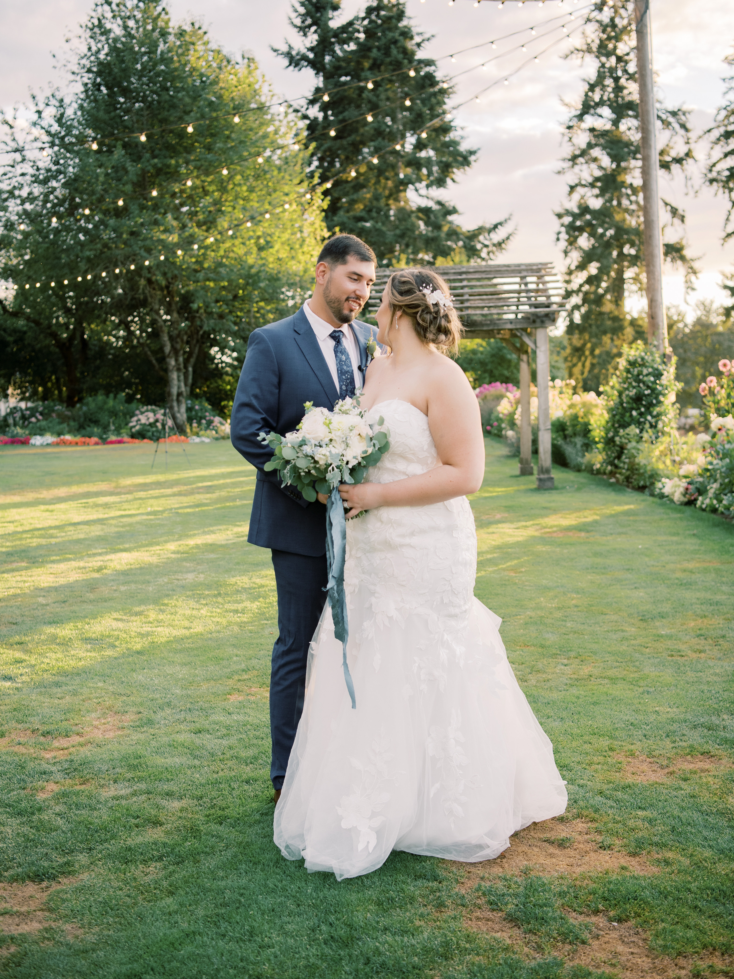 Wedding photographer Seattle. Anna Ternova — Wedding & Family Photographer in Seattle