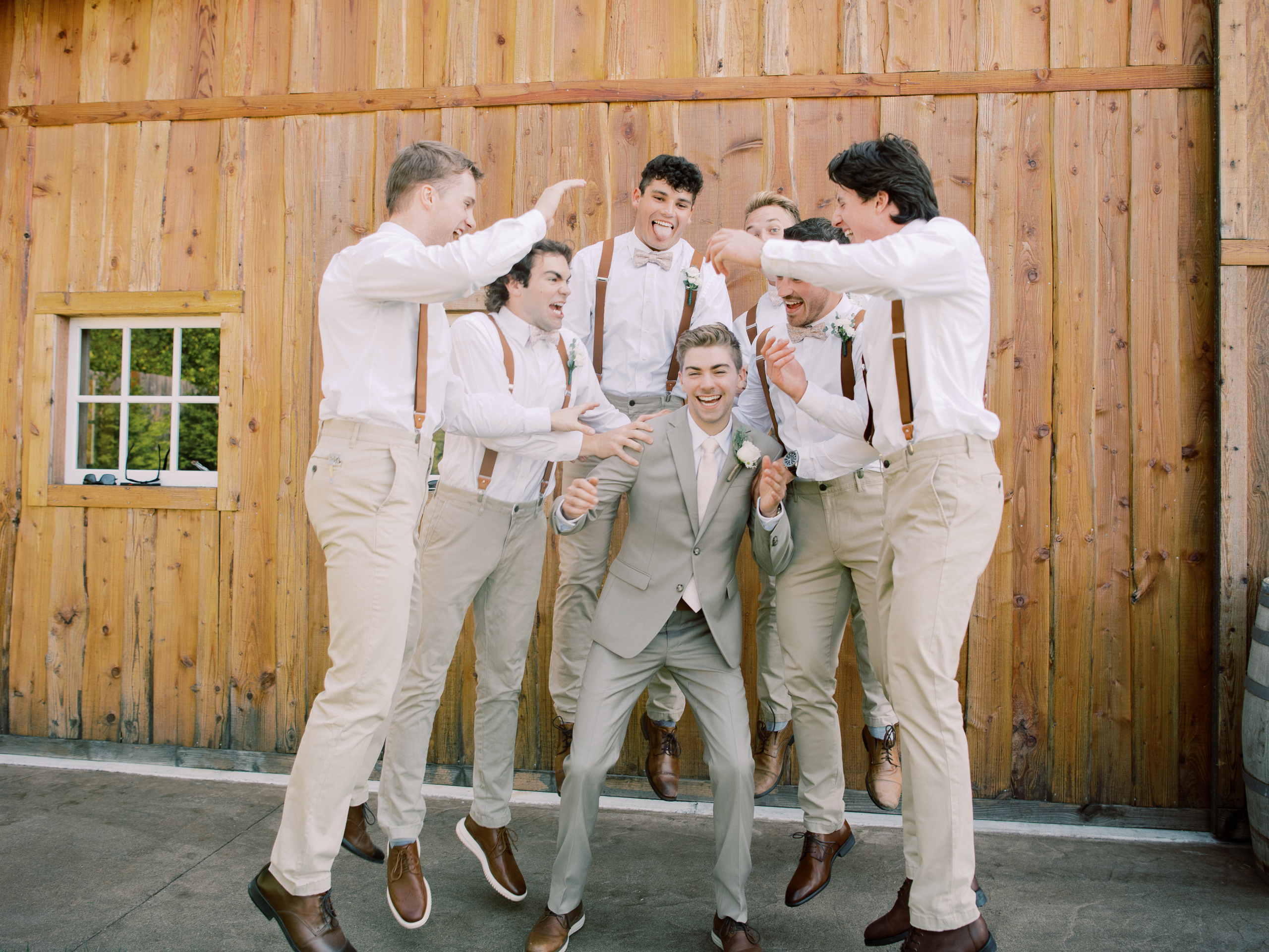 Wedding photographer Seattle. Anna Ternova — Wedding & Family Photographer in Seattle