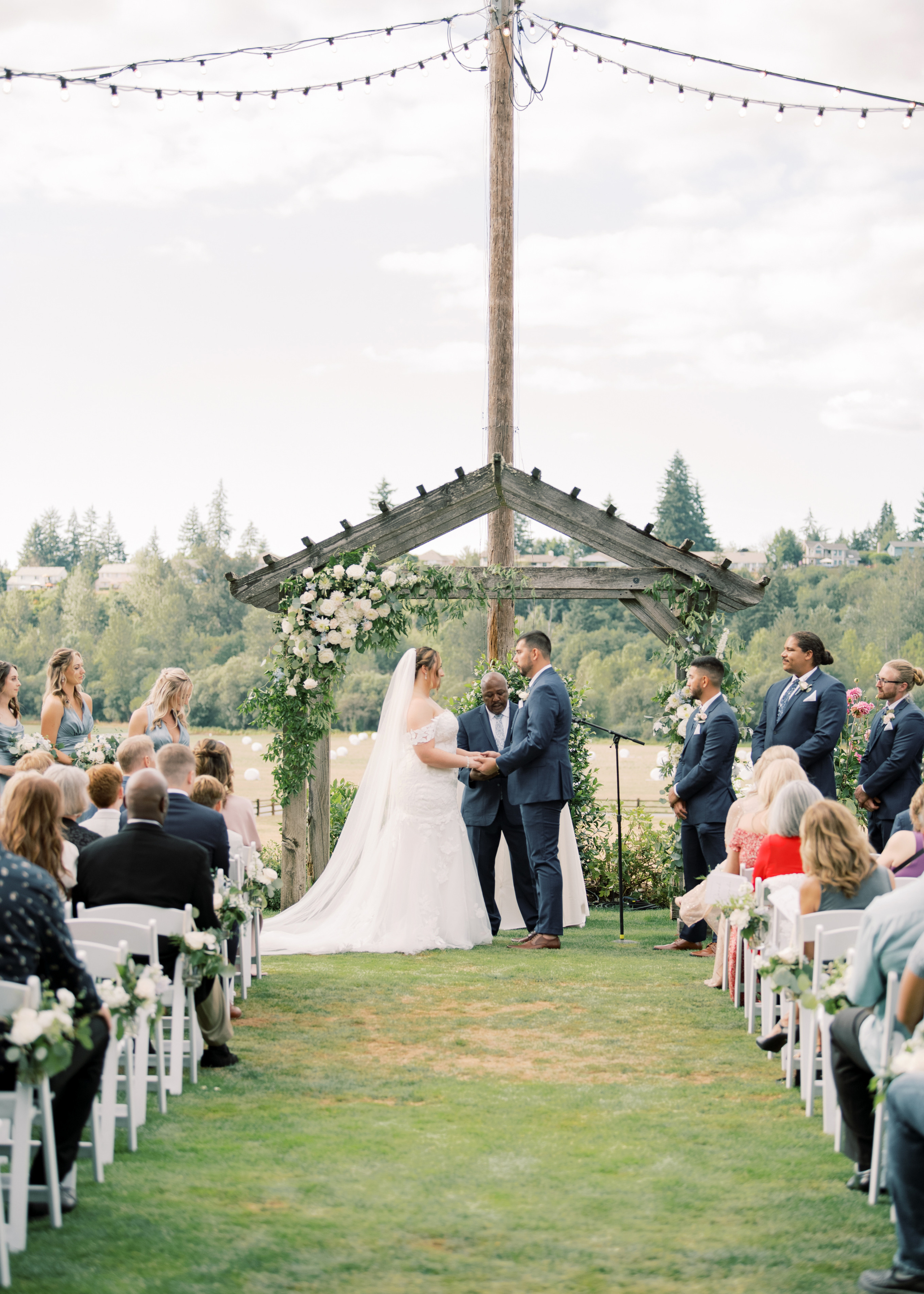 Wedding photographer Seattle. Anna Ternova — Wedding & Family Photographer in Seattle