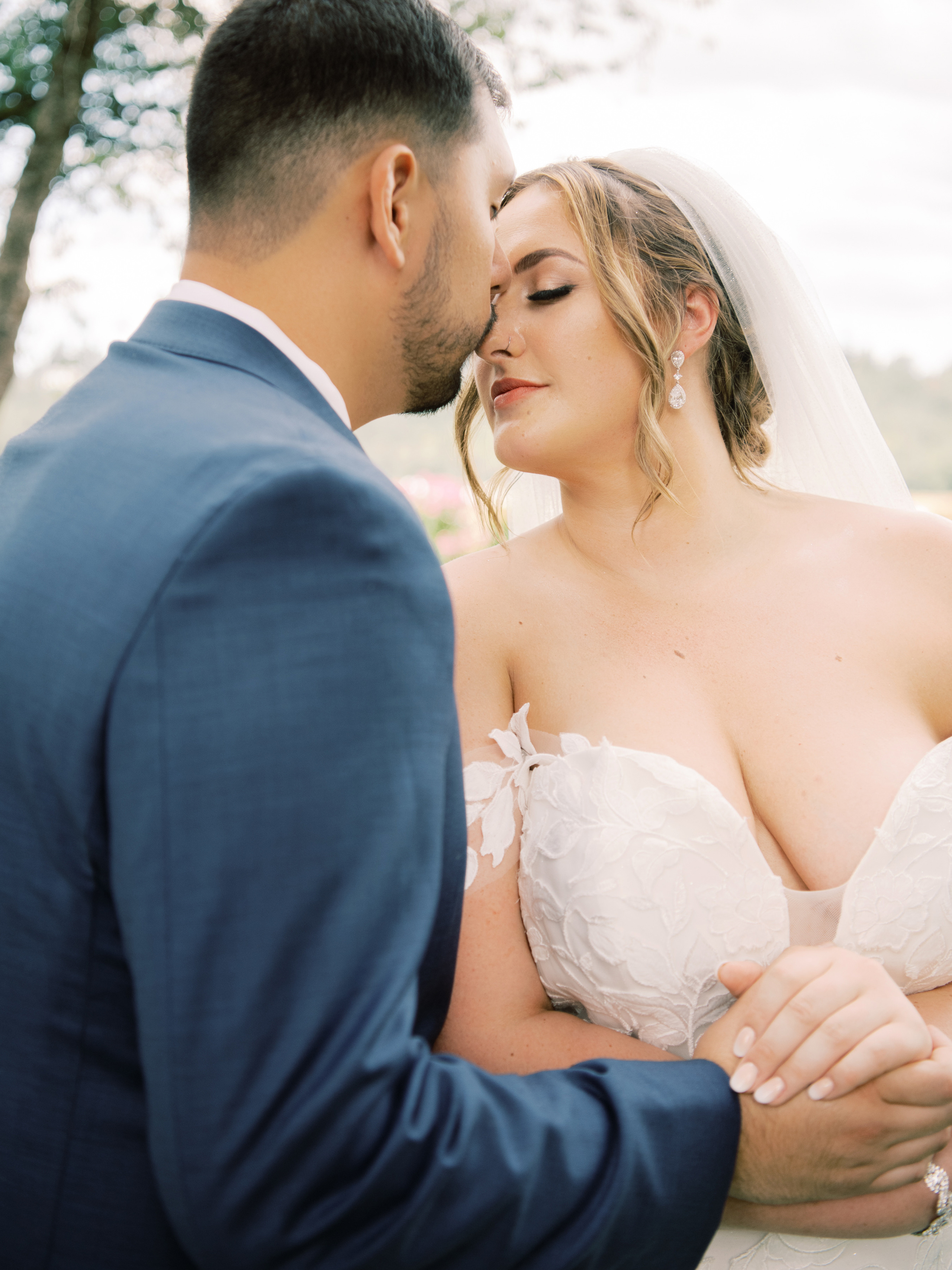 Wedding photographer Seattle. Anna Ternova — Wedding & Family Photographer in Seattle