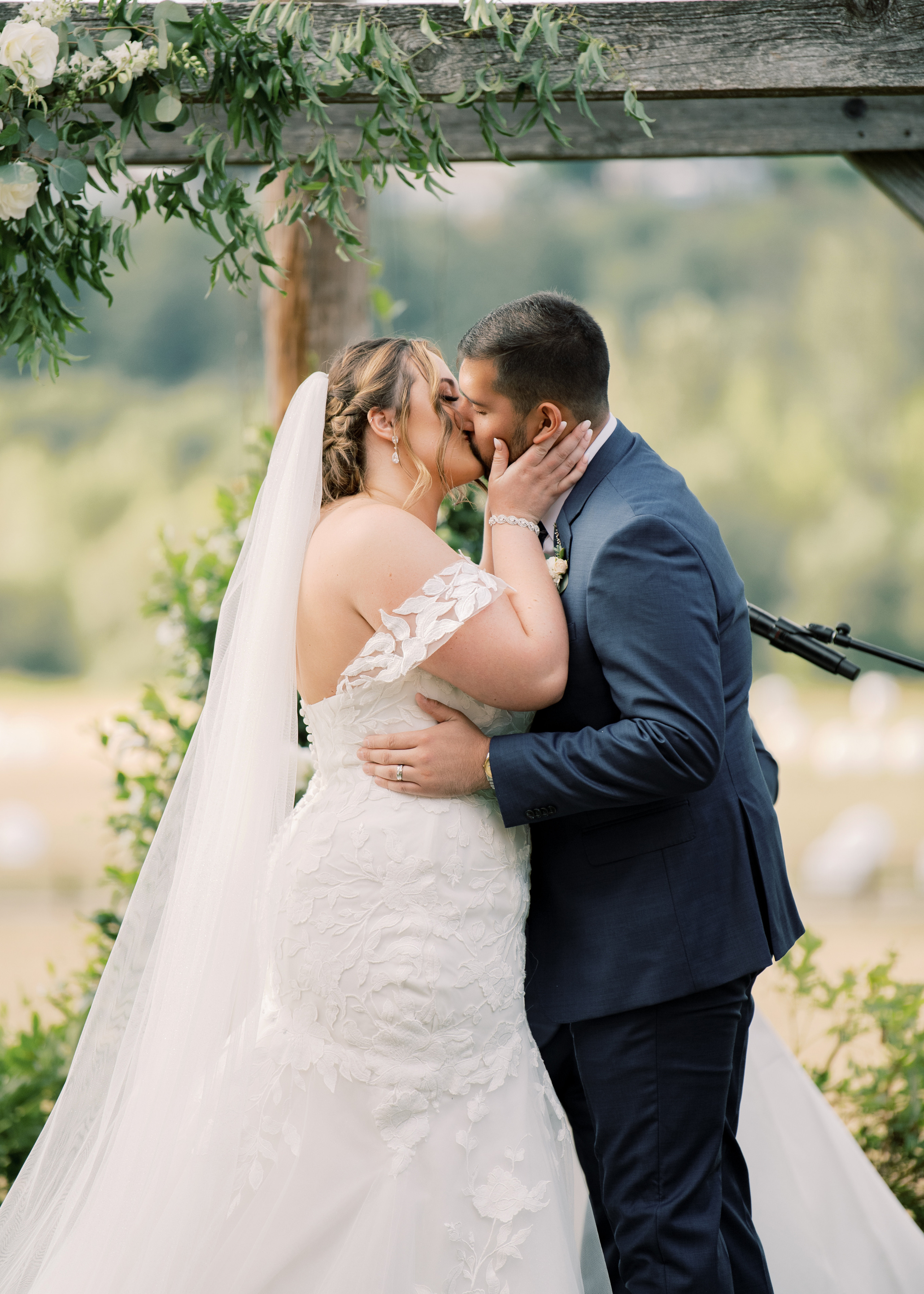 Wedding photographer Seattle. Anna Ternova — Wedding & Family Photographer in Seattle