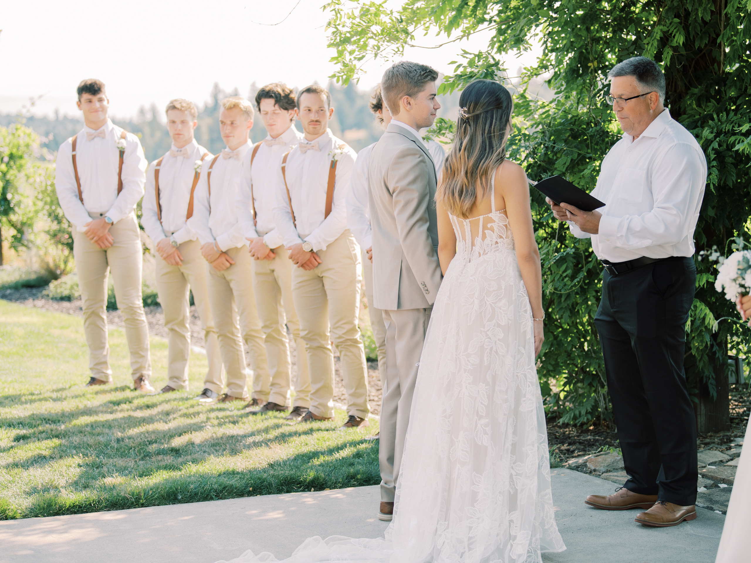 Wedding photographer Seattle. Anna Ternova — Wedding & Family Photographer in Seattle