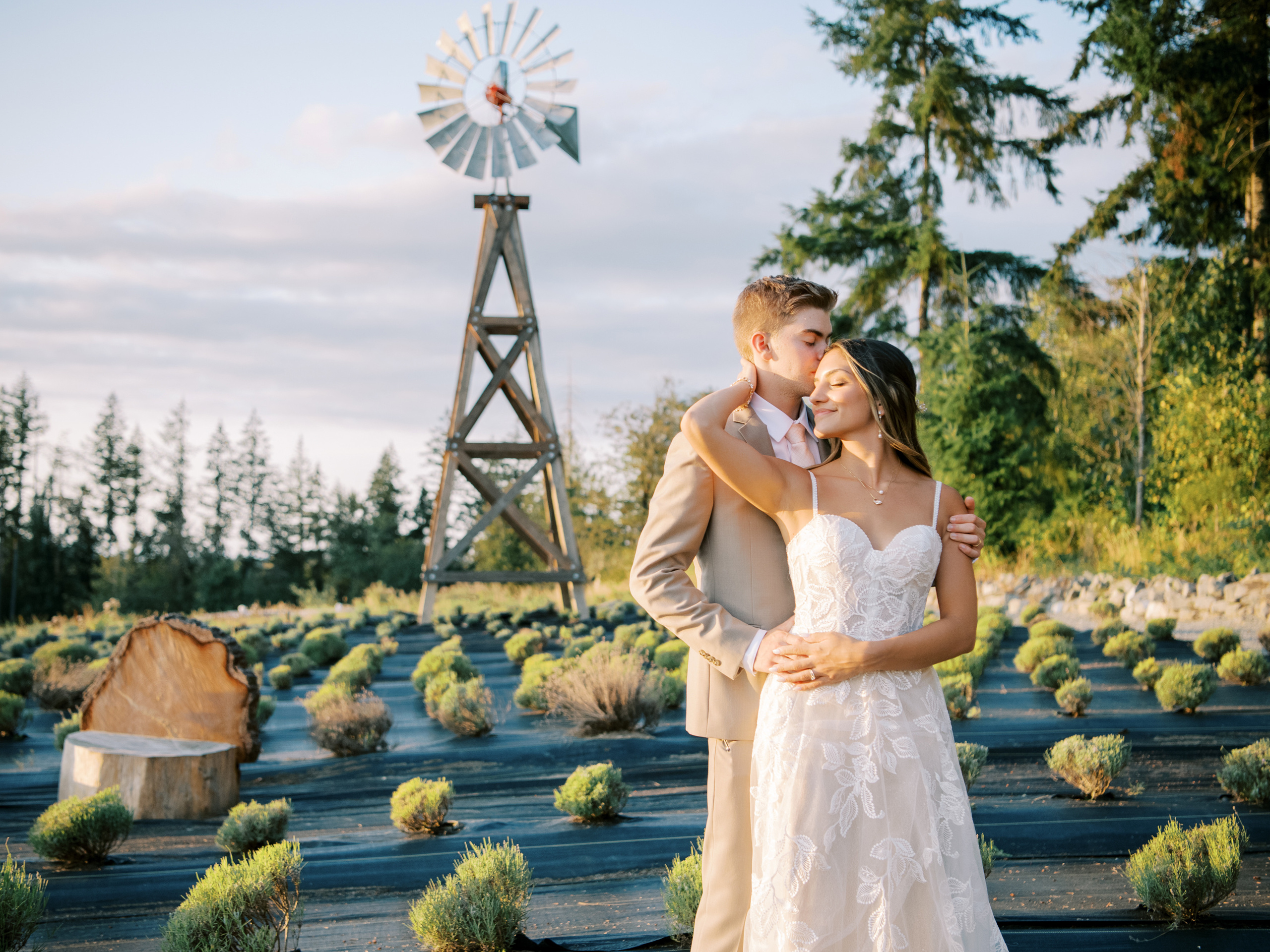 Wedding photographer Seattle. Anna Ternova — Wedding & Family Photographer in Seattle