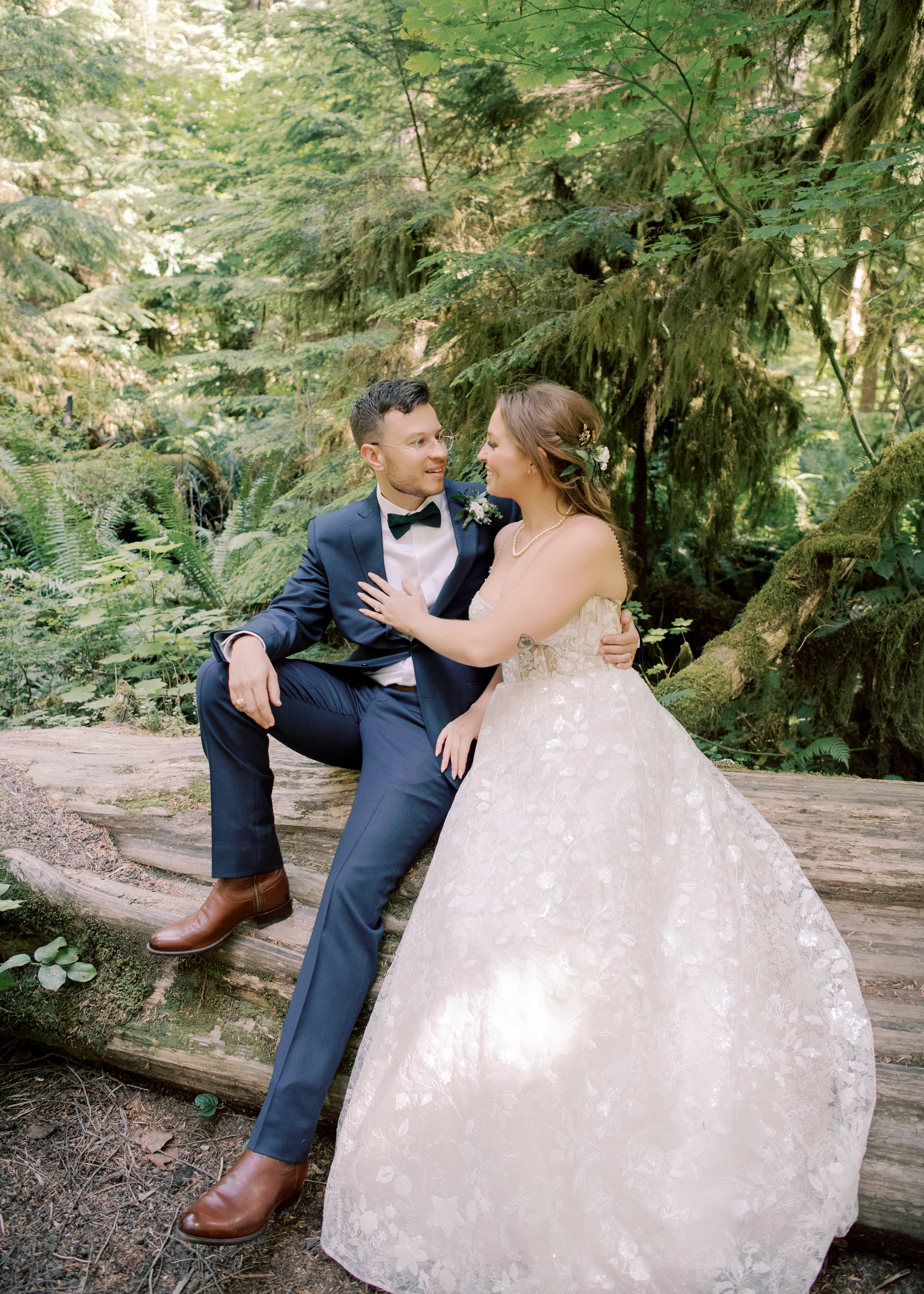 Wedding photographer Seattle. Anna Ternova — Wedding & Family Photographer in Seattle