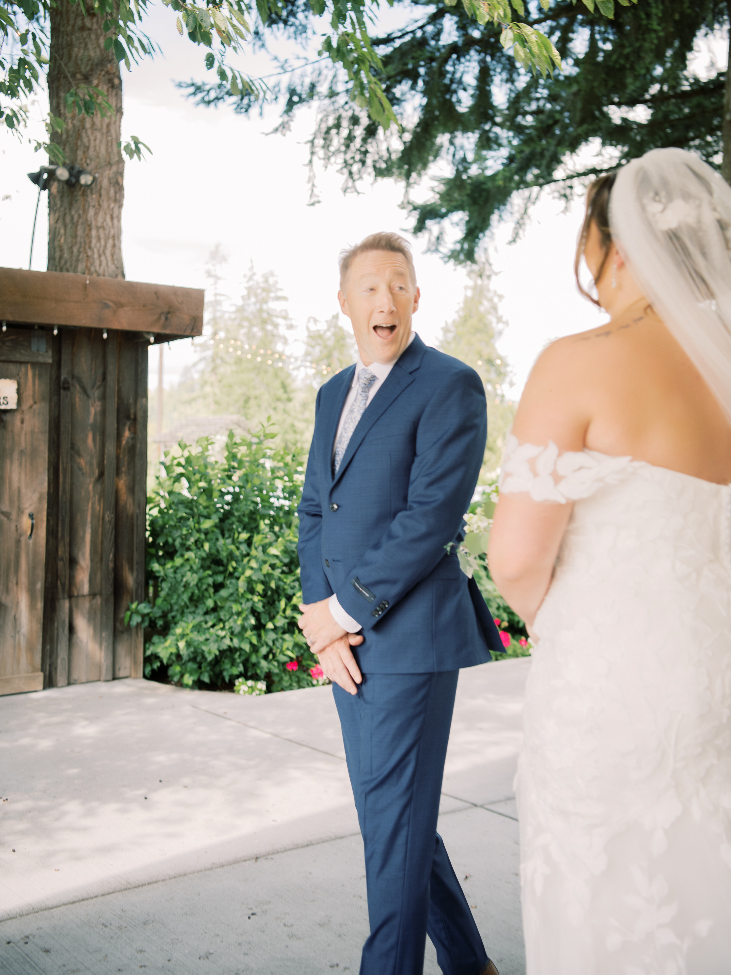 Wedding photographer Seattle. Anna Ternova — Wedding & Family Photographer in Seattle