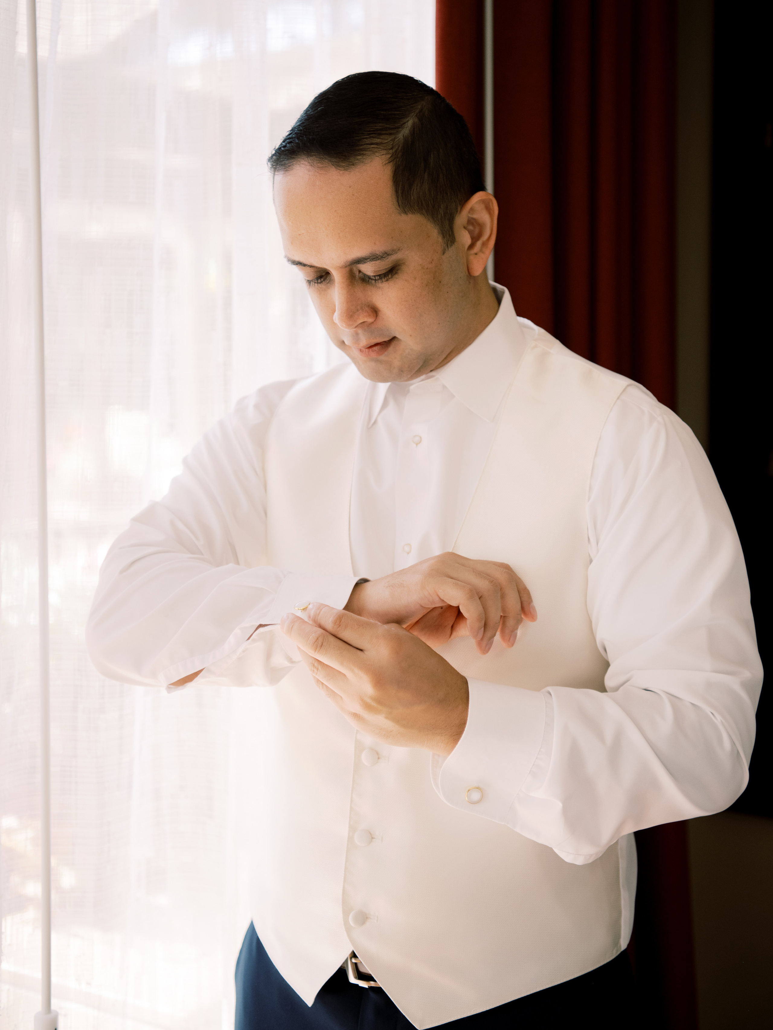 Wedding photographer Seattle. Anna Ternova — Wedding & Family Photographer in Seattle