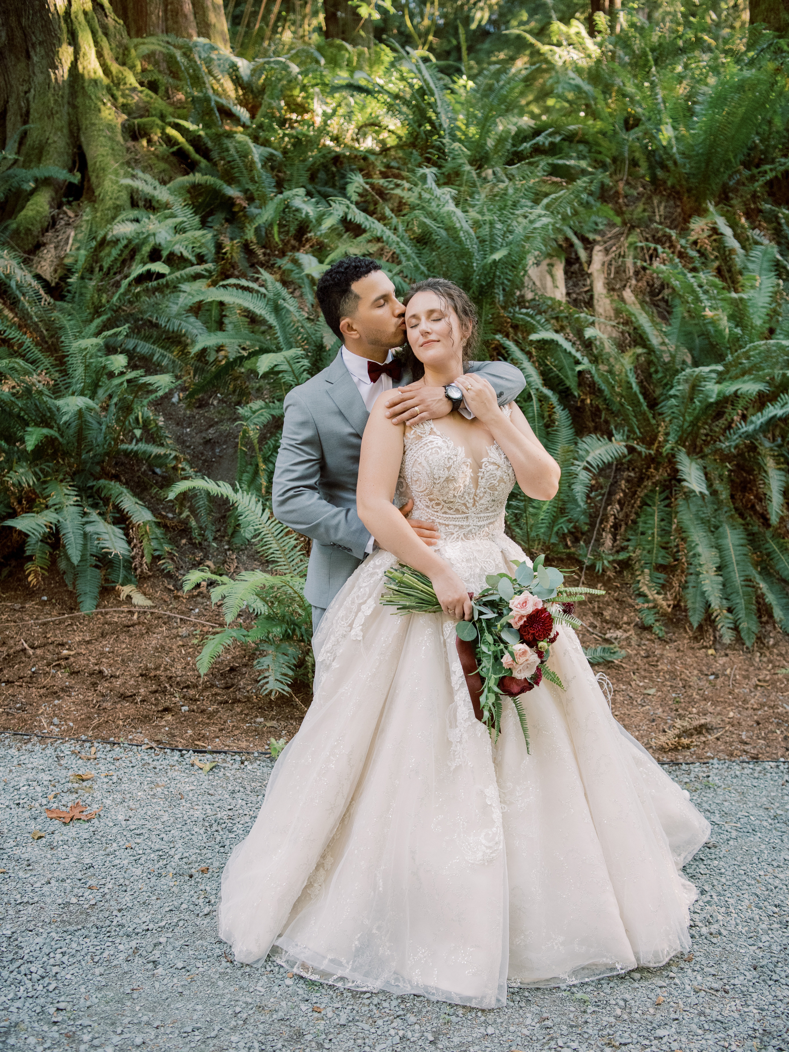 Wedding photographer Seattle. Anna Ternova — Wedding & Family Photographer in Seattle