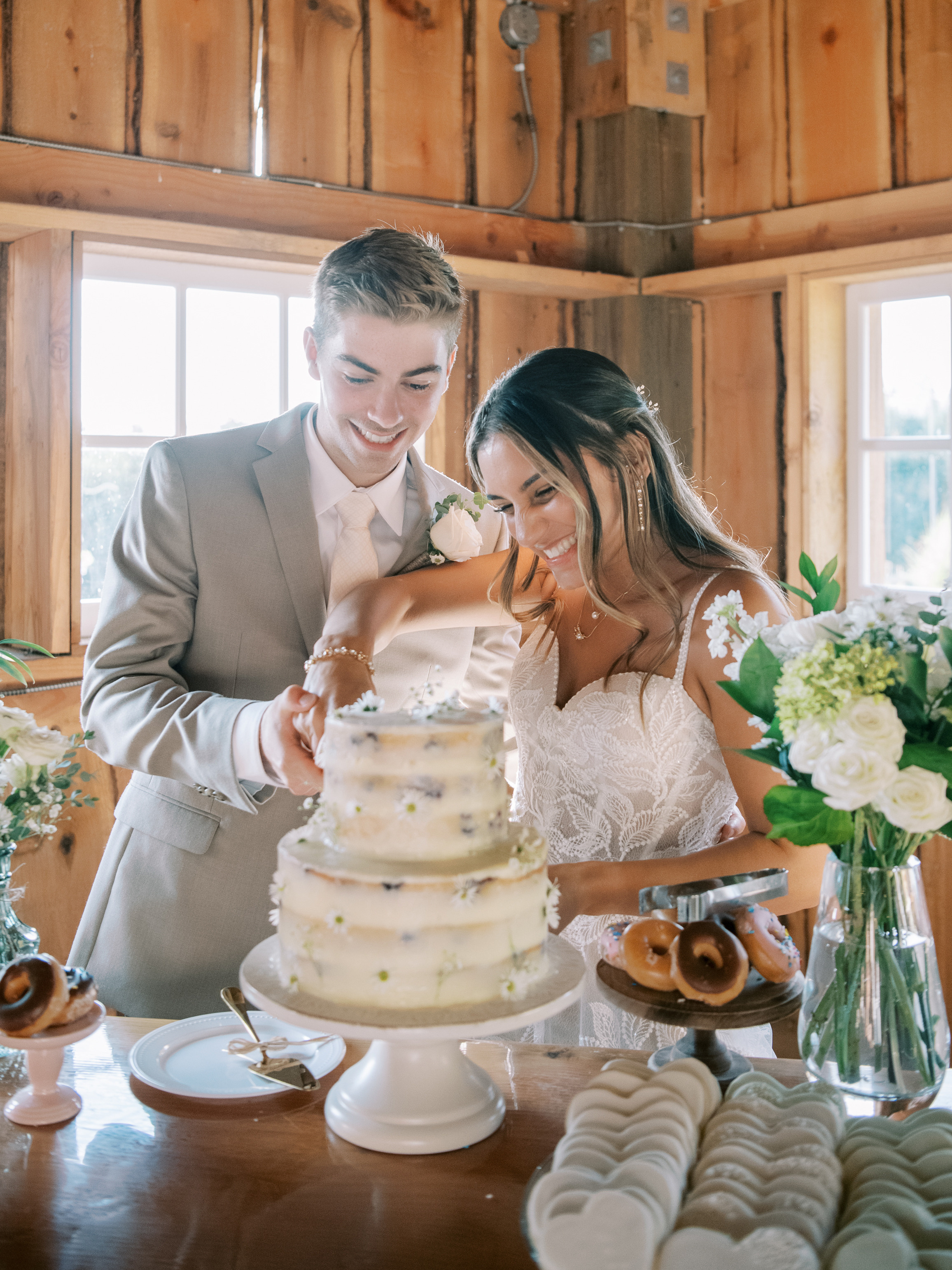 Wedding photographer Seattle. Anna Ternova — Wedding & Family Photographer in Seattle