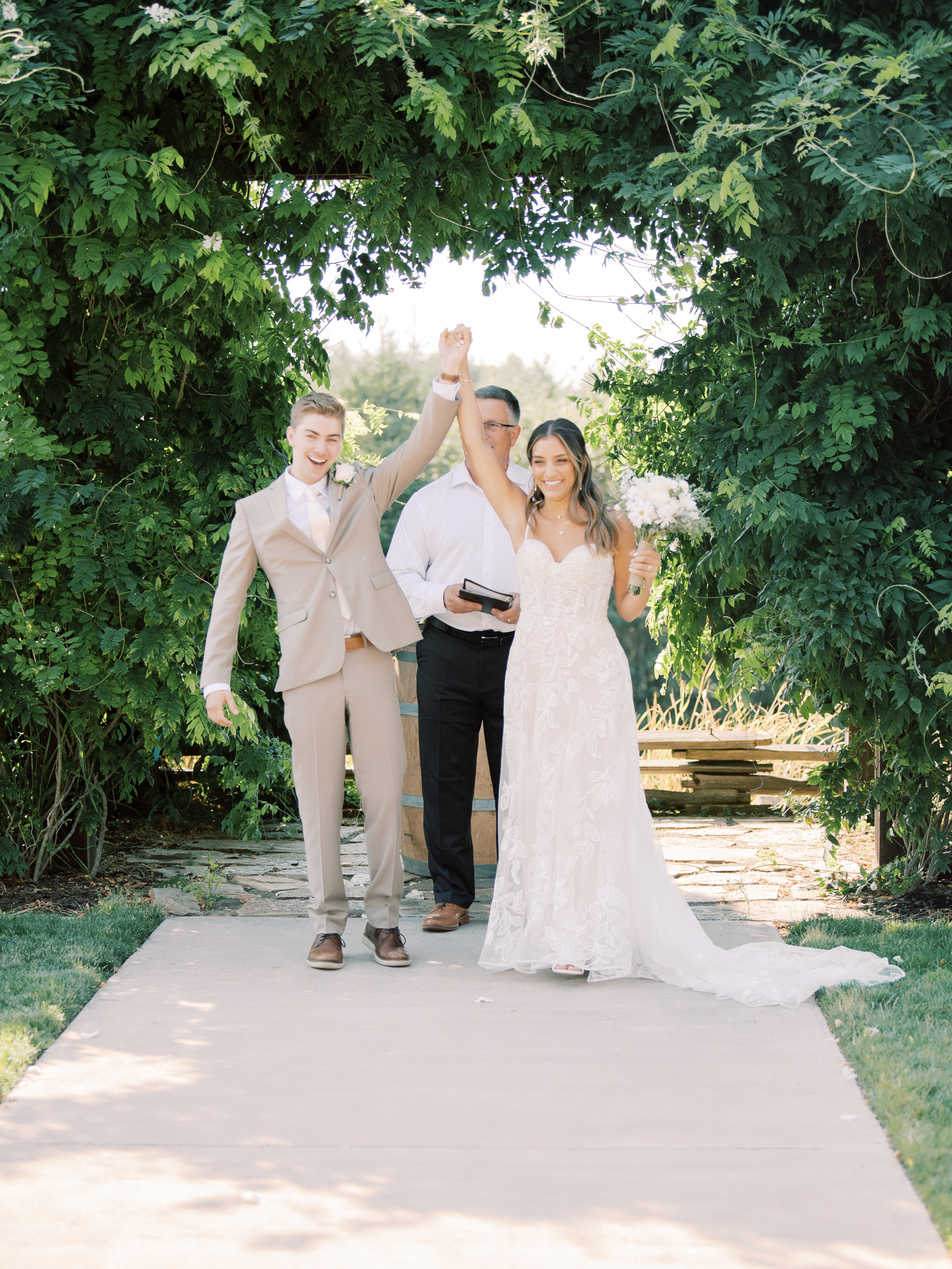 Wedding photographer Seattle. Anna Ternova — Wedding & Family Photographer in Seattle