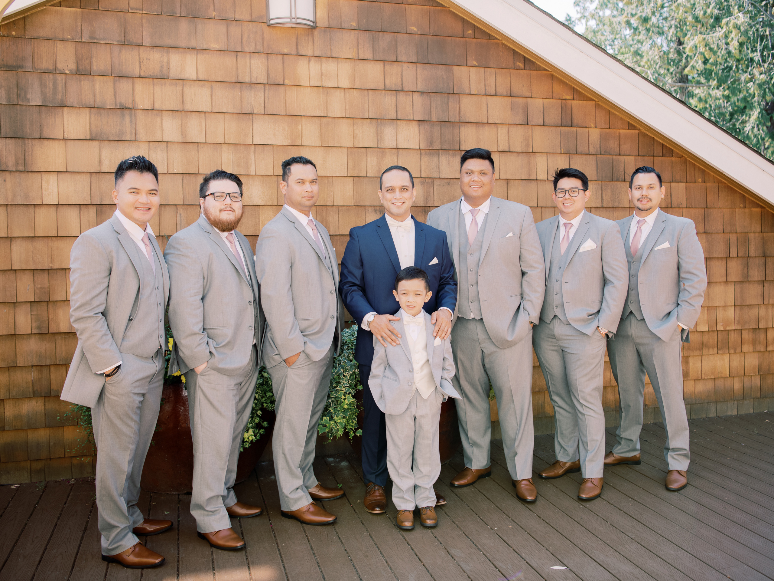 Wedding photographer Seattle. Anna Ternova — Wedding & Family Photographer in Seattle