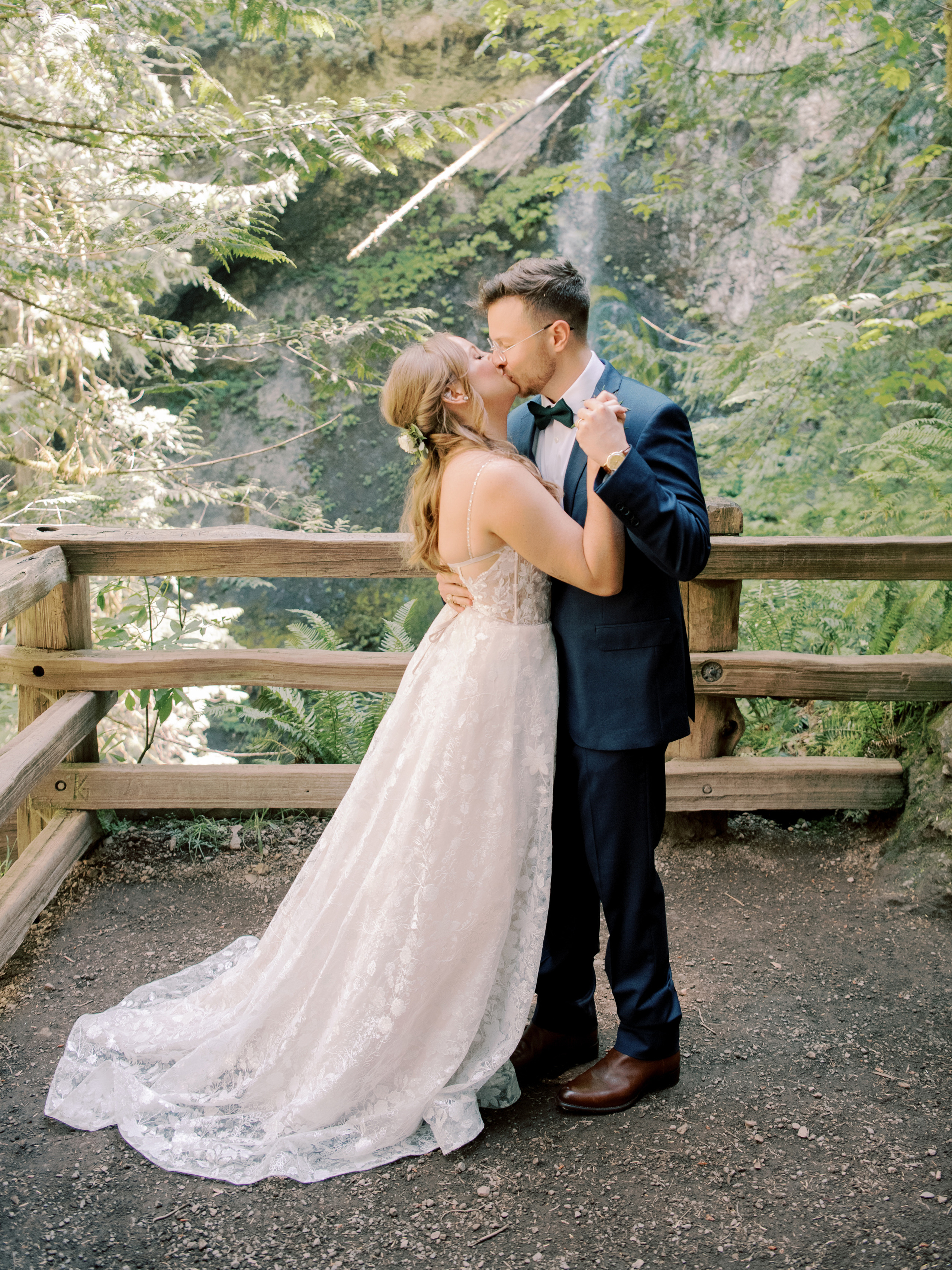 Wedding photographer Seattle. Anna Ternova — Wedding & Family Photographer in Seattle