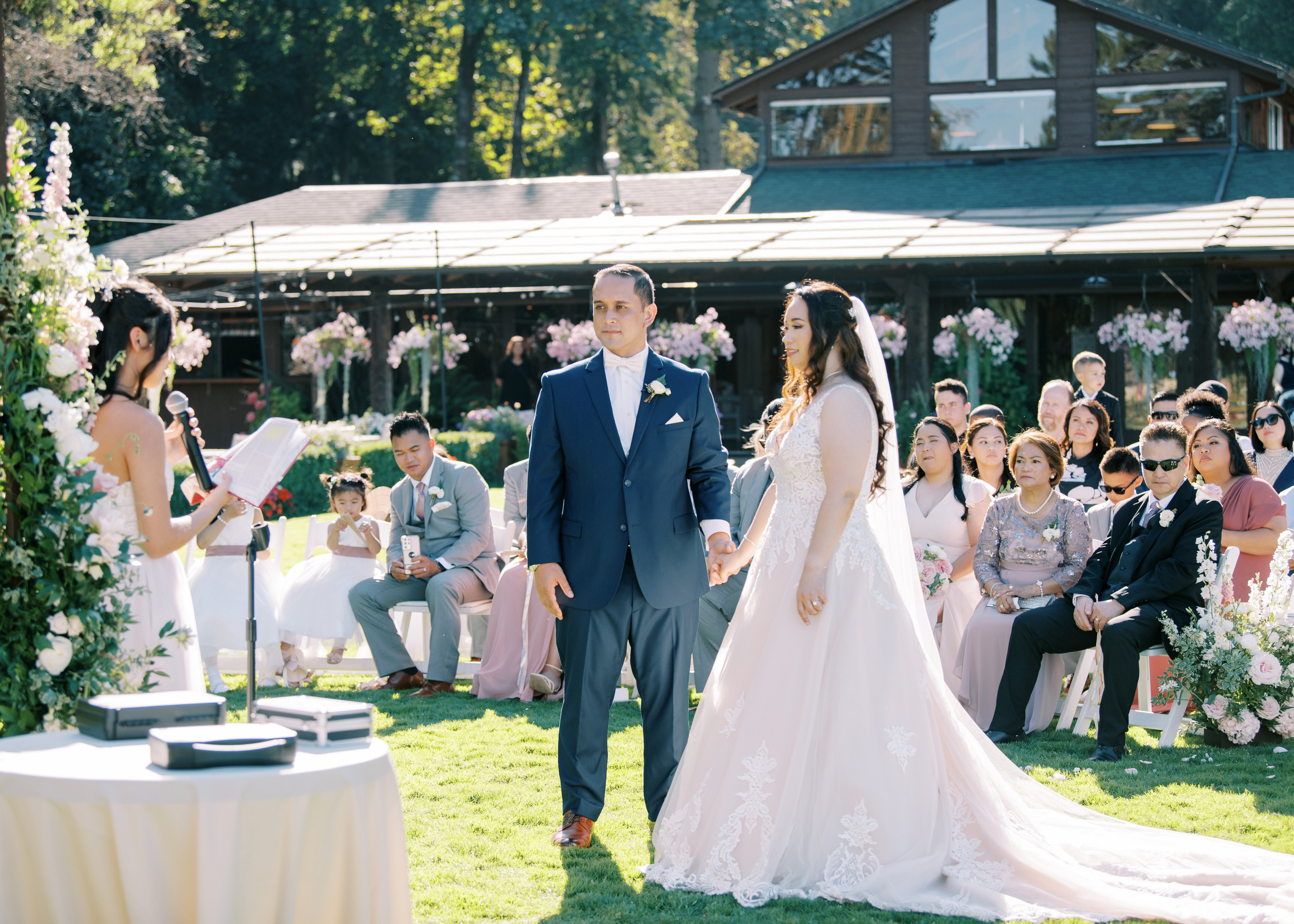 Wedding photographer Seattle. Anna Ternova — Wedding & Family Photographer in Seattle