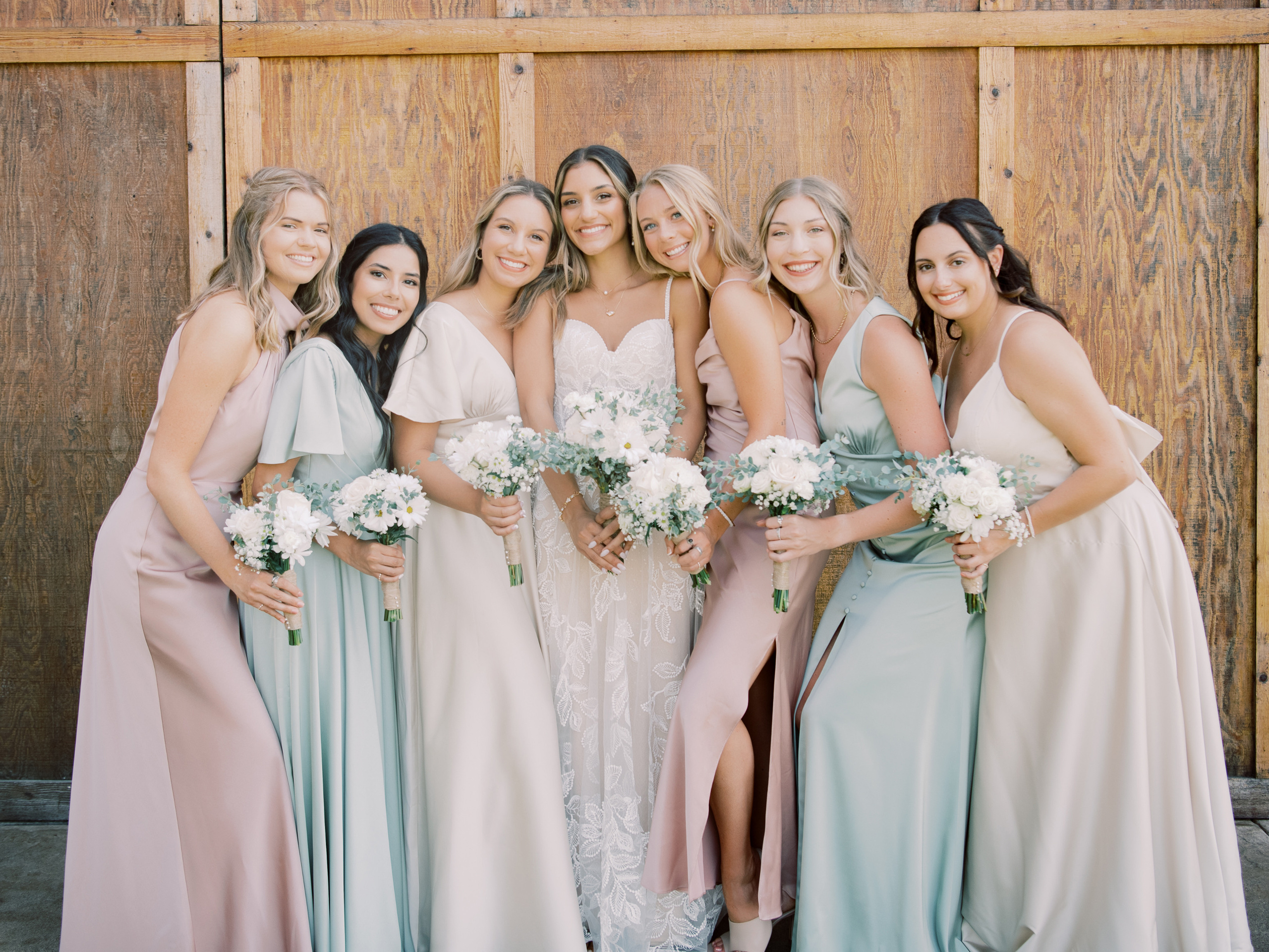 Wedding photographer Seattle. Anna Ternova — Wedding & Family Photographer in Seattle