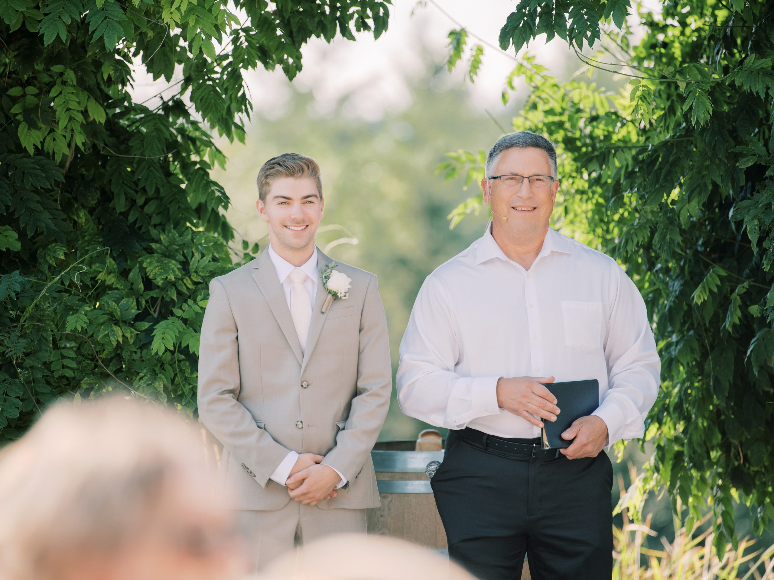 Wedding photographer Seattle. Anna Ternova — Wedding & Family Photographer in Seattle