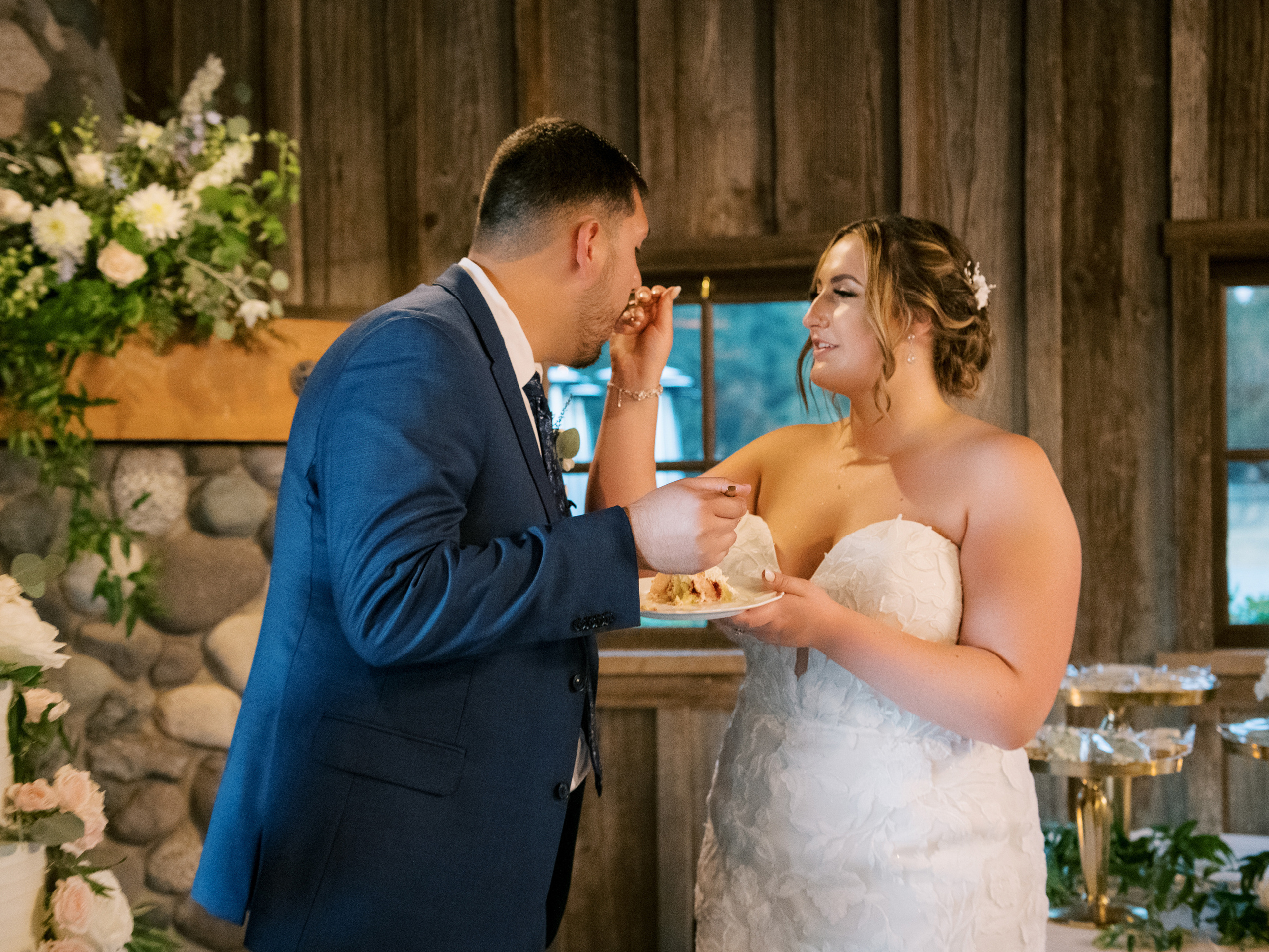 Wedding photographer Seattle. Anna Ternova — Wedding & Family Photographer in Seattle