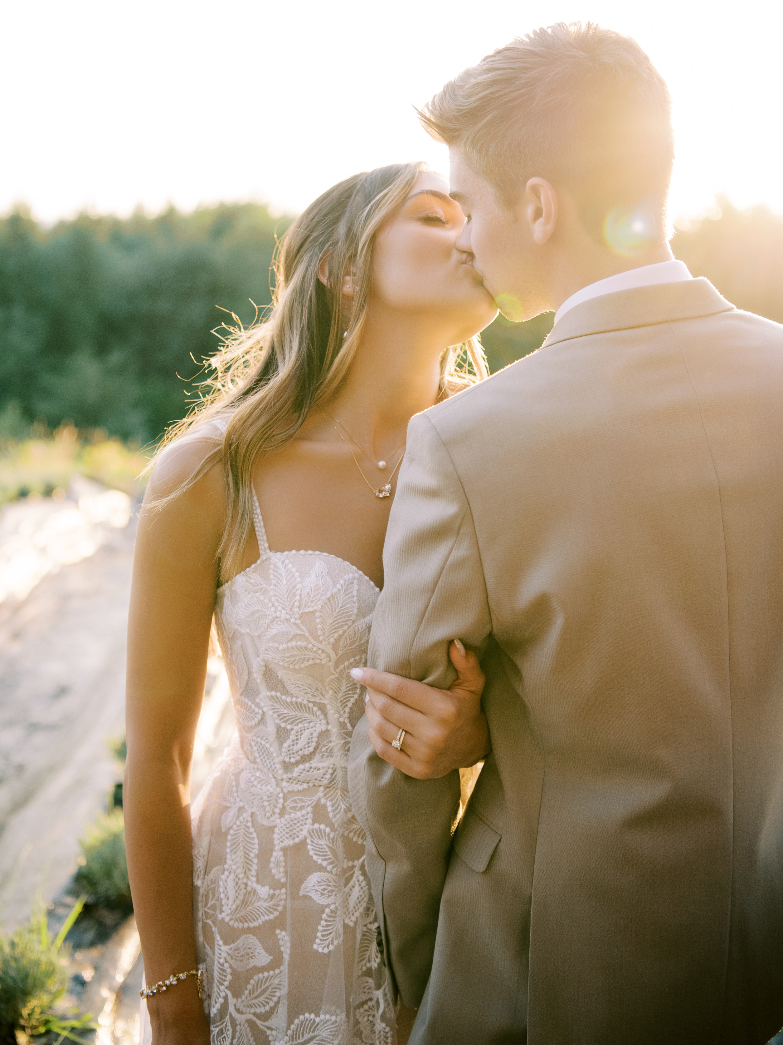 Wedding photographer Seattle. Anna Ternova — Wedding & Family Photographer in Seattle