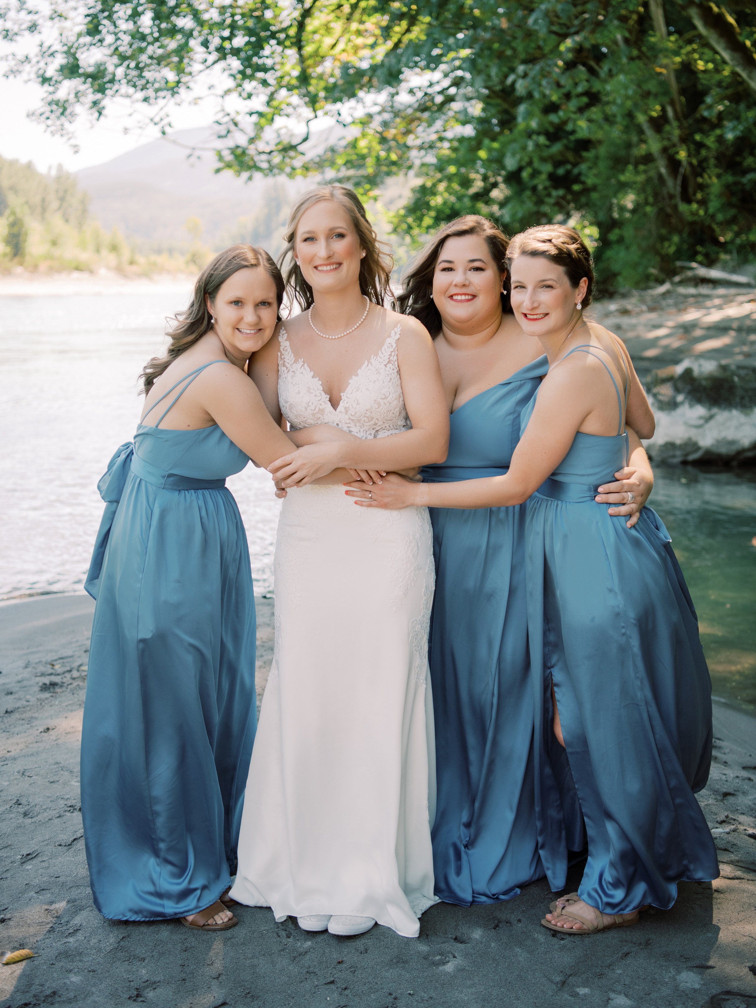 Wedding photographer Seattle. Anna Ternova — Wedding & Family Photographer in Seattle