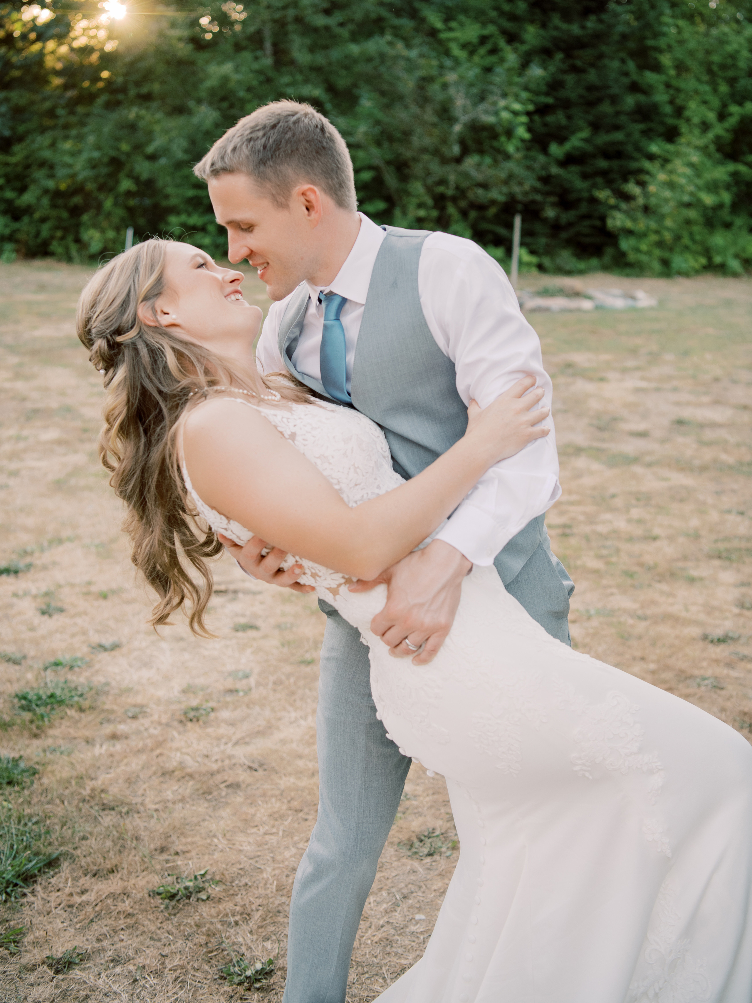 Wedding photographer Seattle. Anna Ternova — Wedding & Family Photographer in Seattle