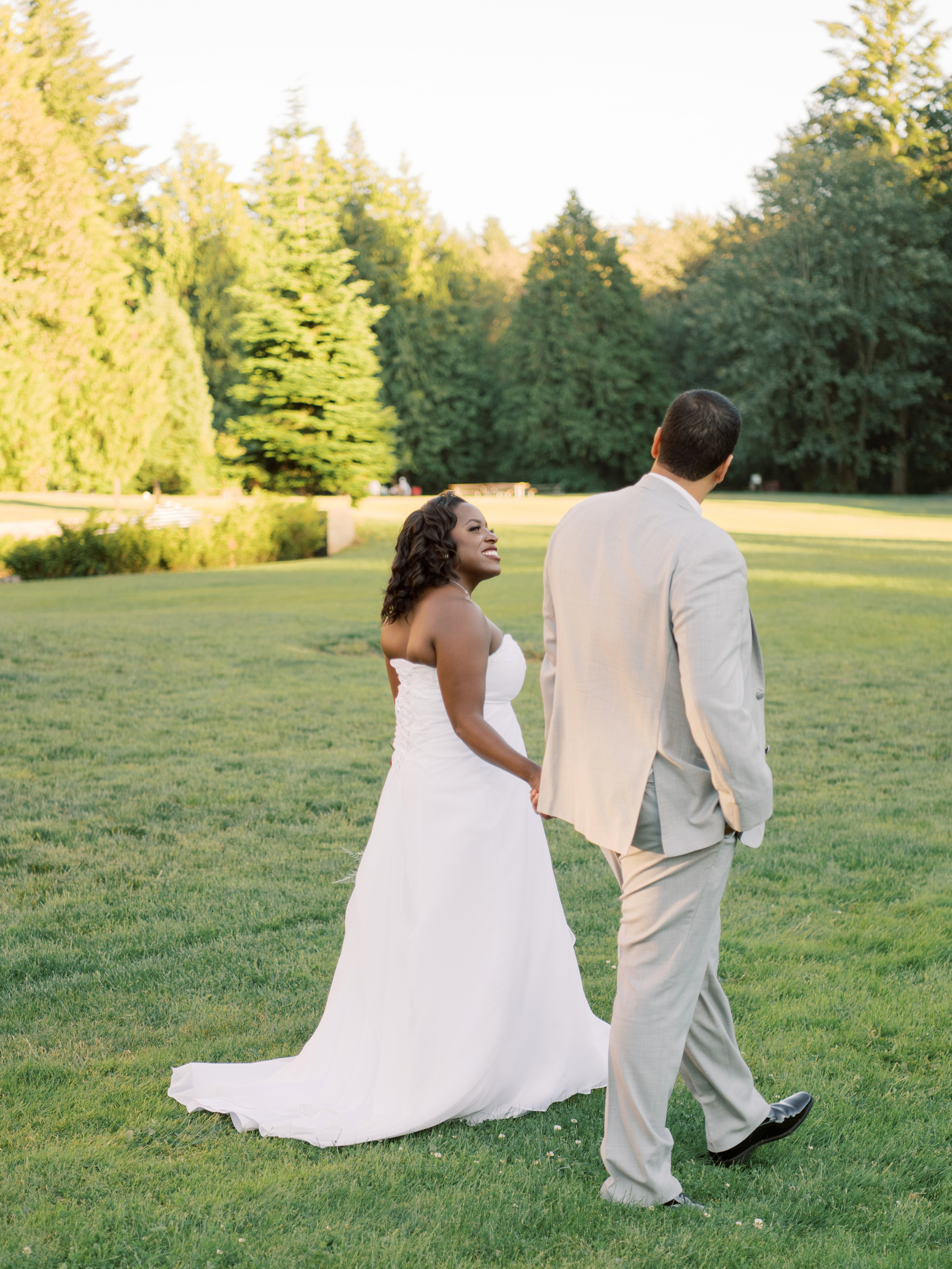 Wedding photographer Seattle. Anna Ternova — Wedding & Family Photographer in Seattle