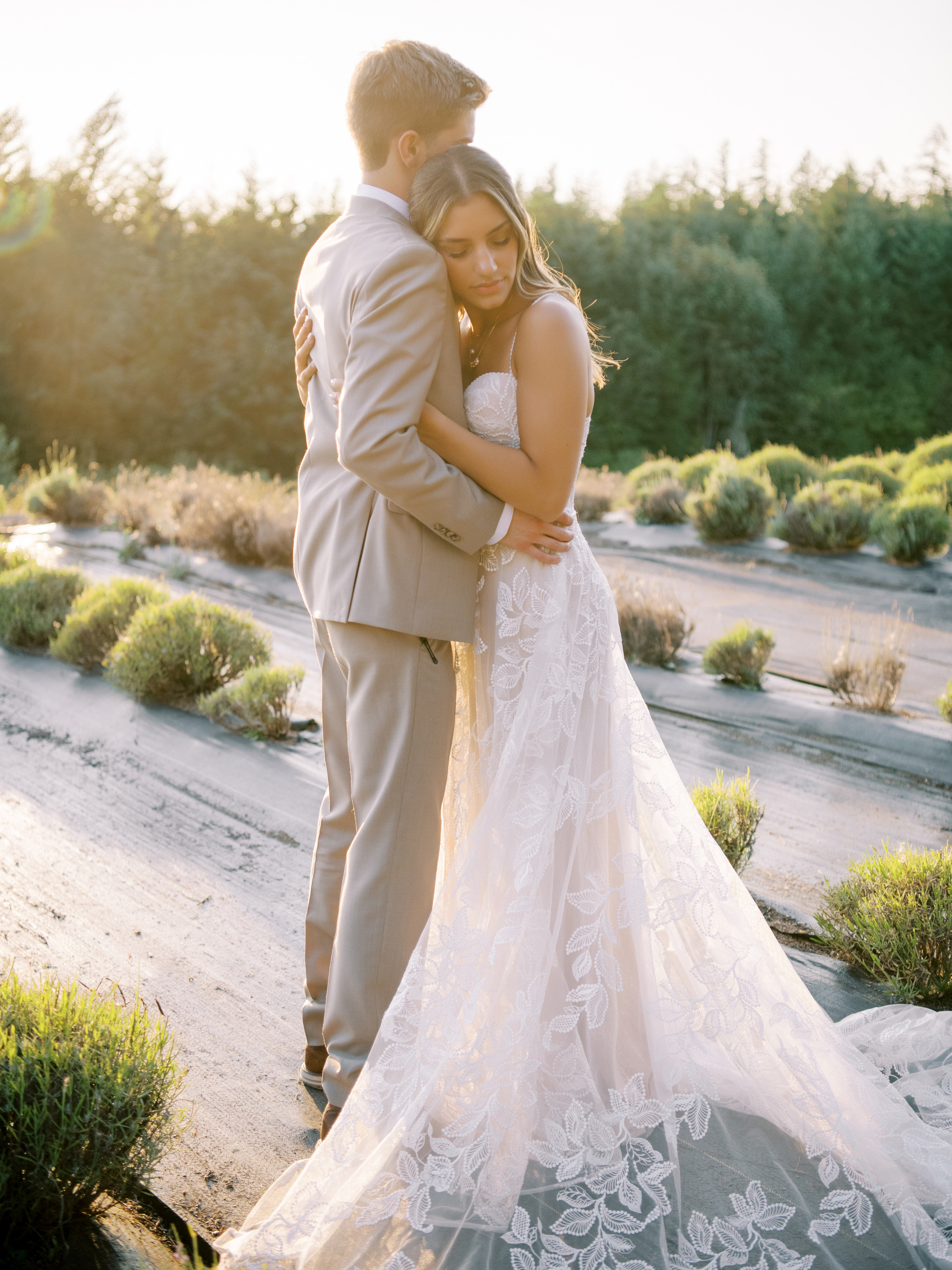 Wedding photographer Seattle. Anna Ternova — Wedding & Family Photographer in Seattle