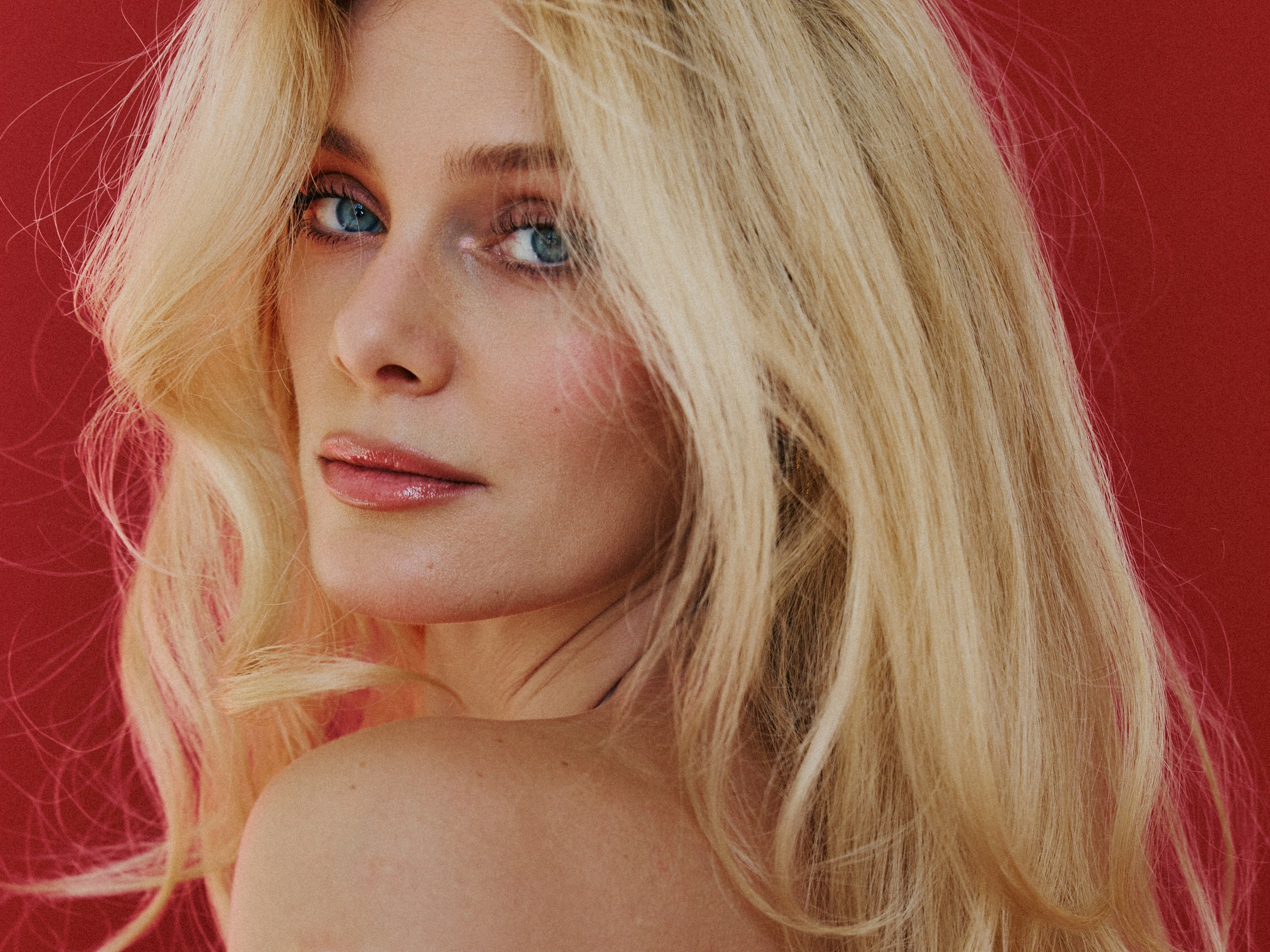 Photographer Nika Okuneva