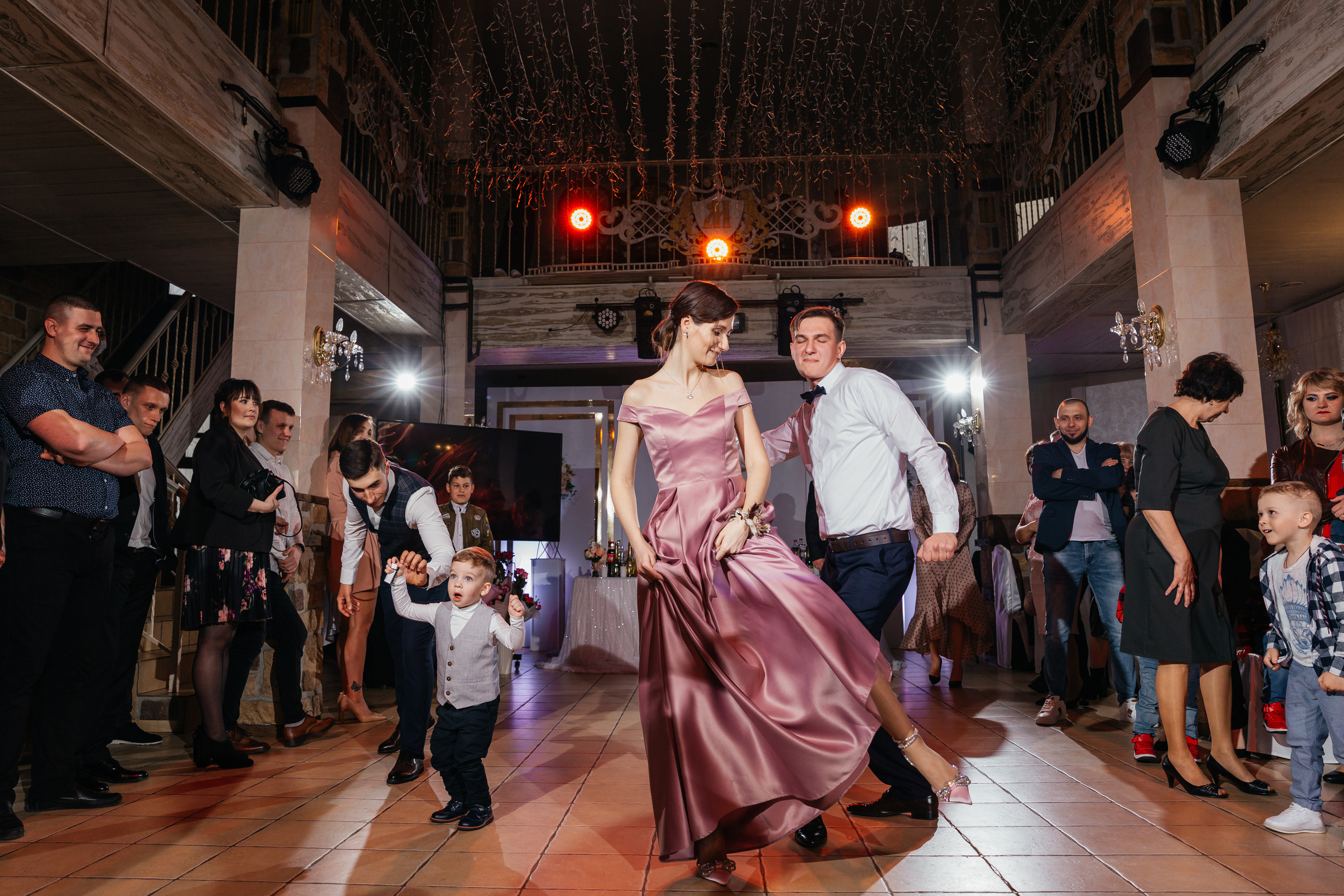 Свадебный фотограф кременчуг невеста свадебная серия. Весільний фотограф у Кременчуці Кісельов Сергій