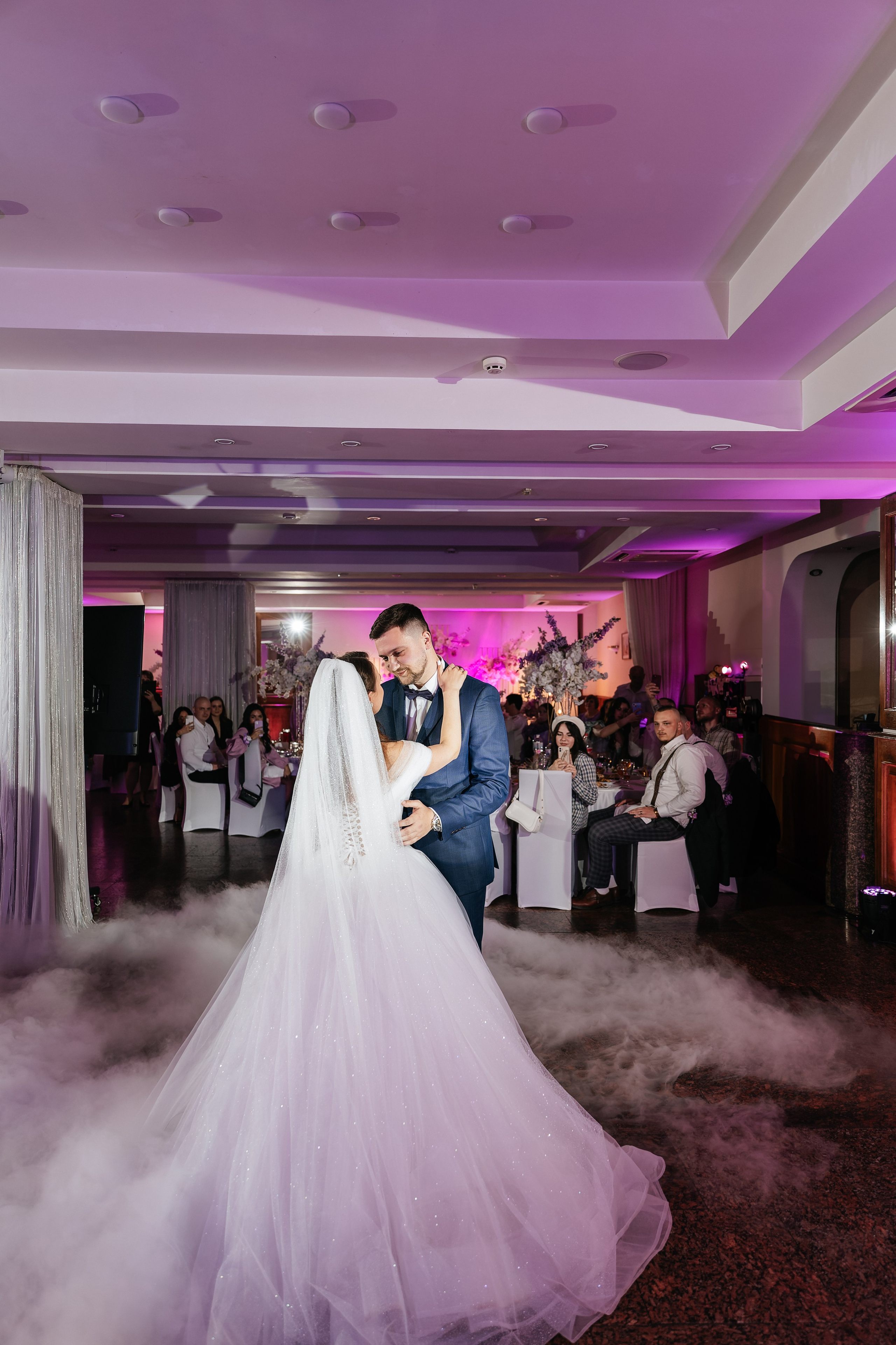 V + L. Весільний фотограф у Кременчуці Кісельов Сергій