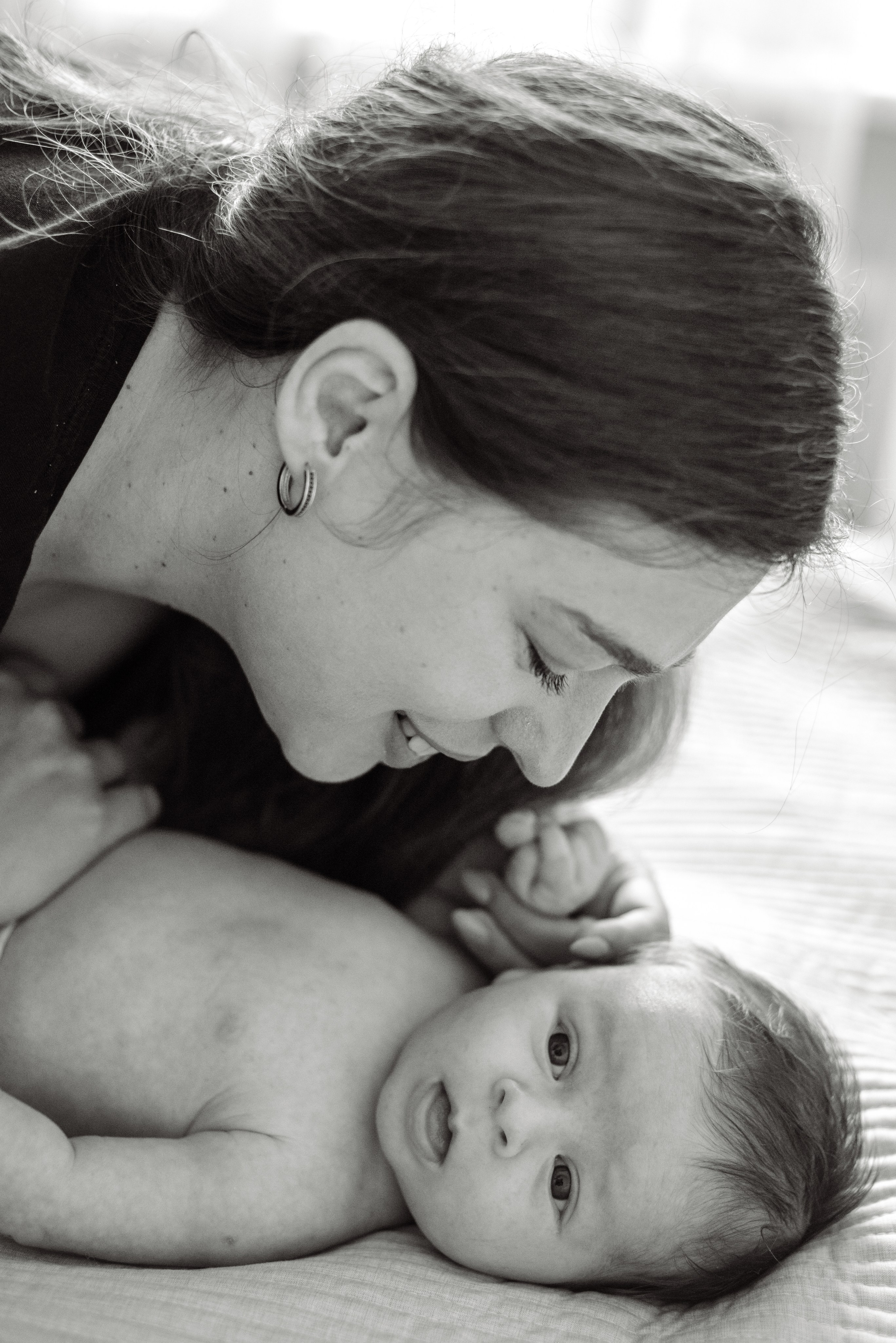 Богданчик сімейна фотоісторія. Фотограф новонароджених (newborn) та материнства у Житомирі Анна Якимчук