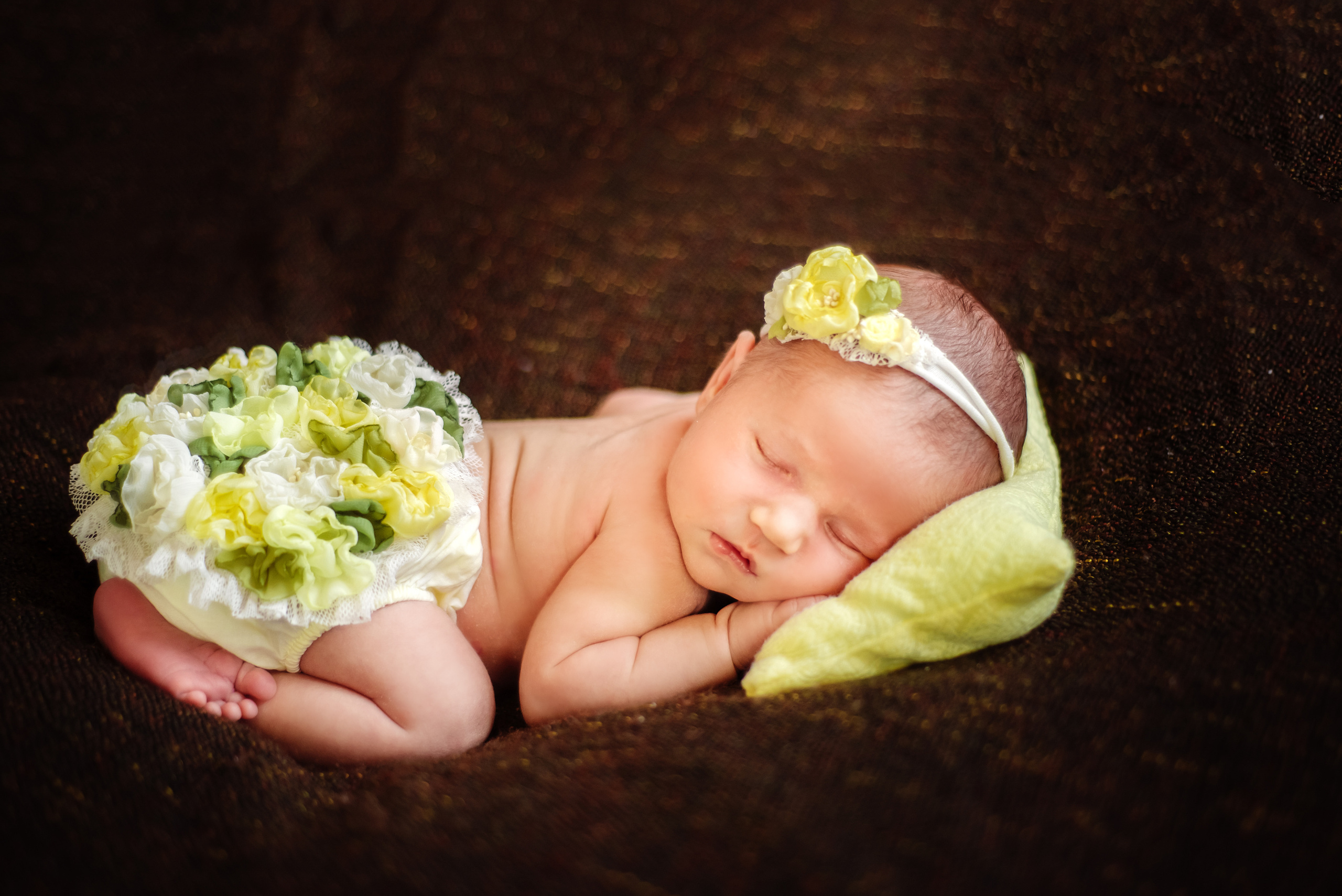 НОВОНАРОДЖЕНІ (NEWBORN). Фотограф новонароджених (newborn) та дитинства у Житомирі Анна Якимчук