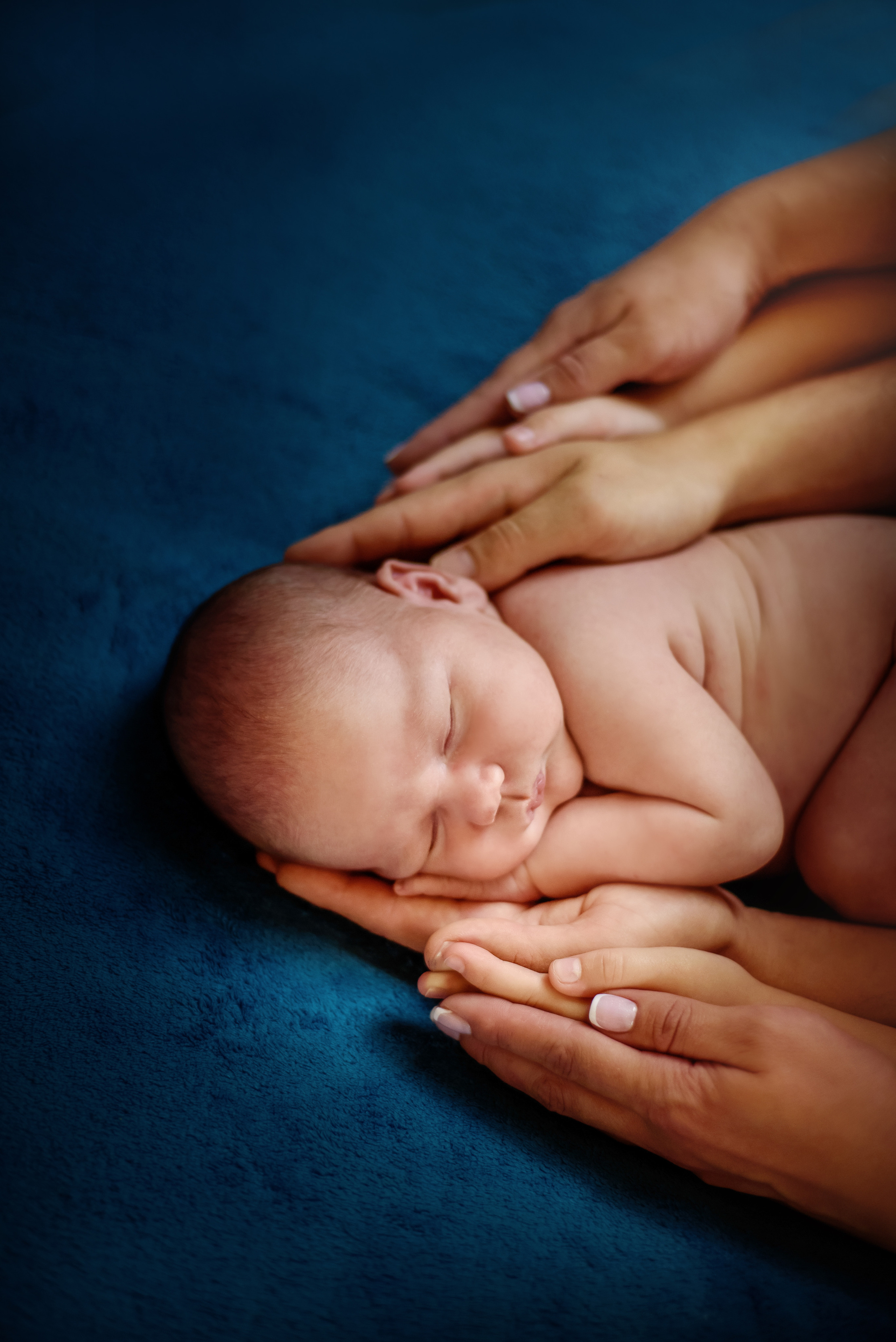 НОВОНАРОДЖЕНІ (NEWBORN). Фотограф новонароджених (newborn) та дитинства у Житомирі Анна Якимчук