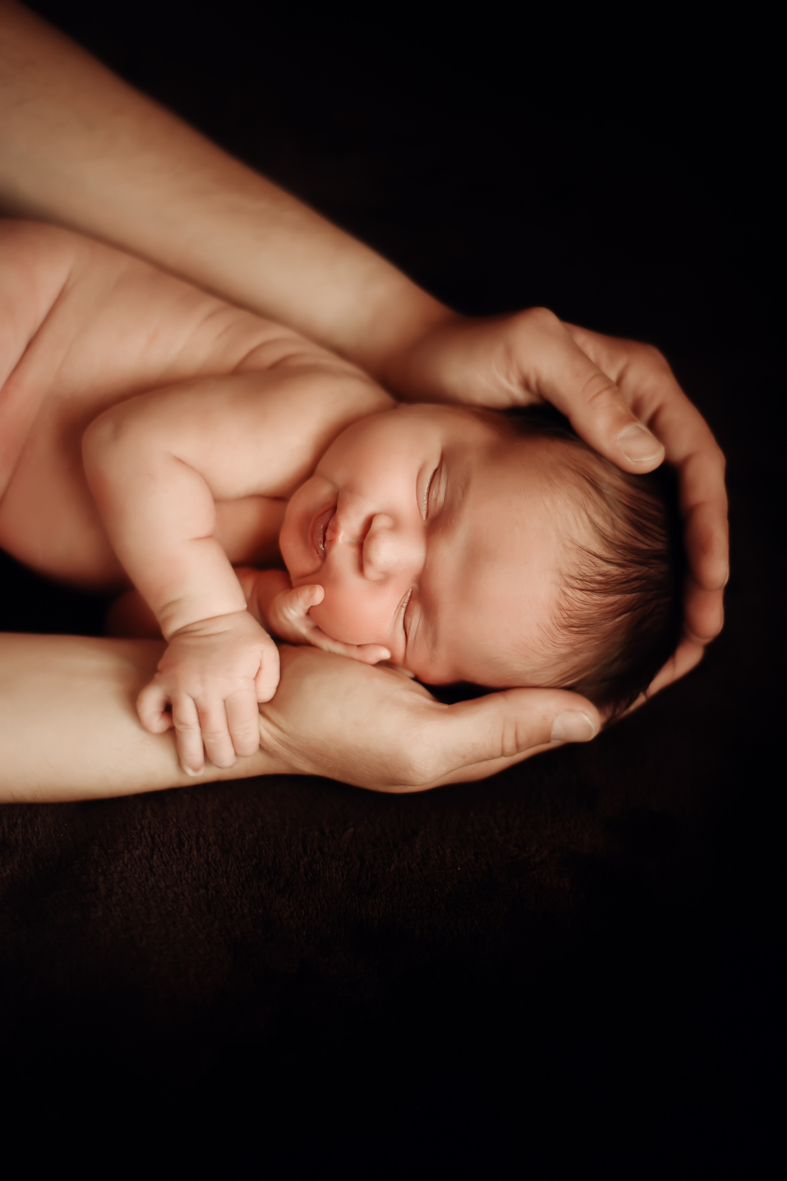 НОВОНАРОДЖЕНІ (NEWBORN). Фотограф новонароджених (newborn) та дитинства у Житомирі Анна Якимчук