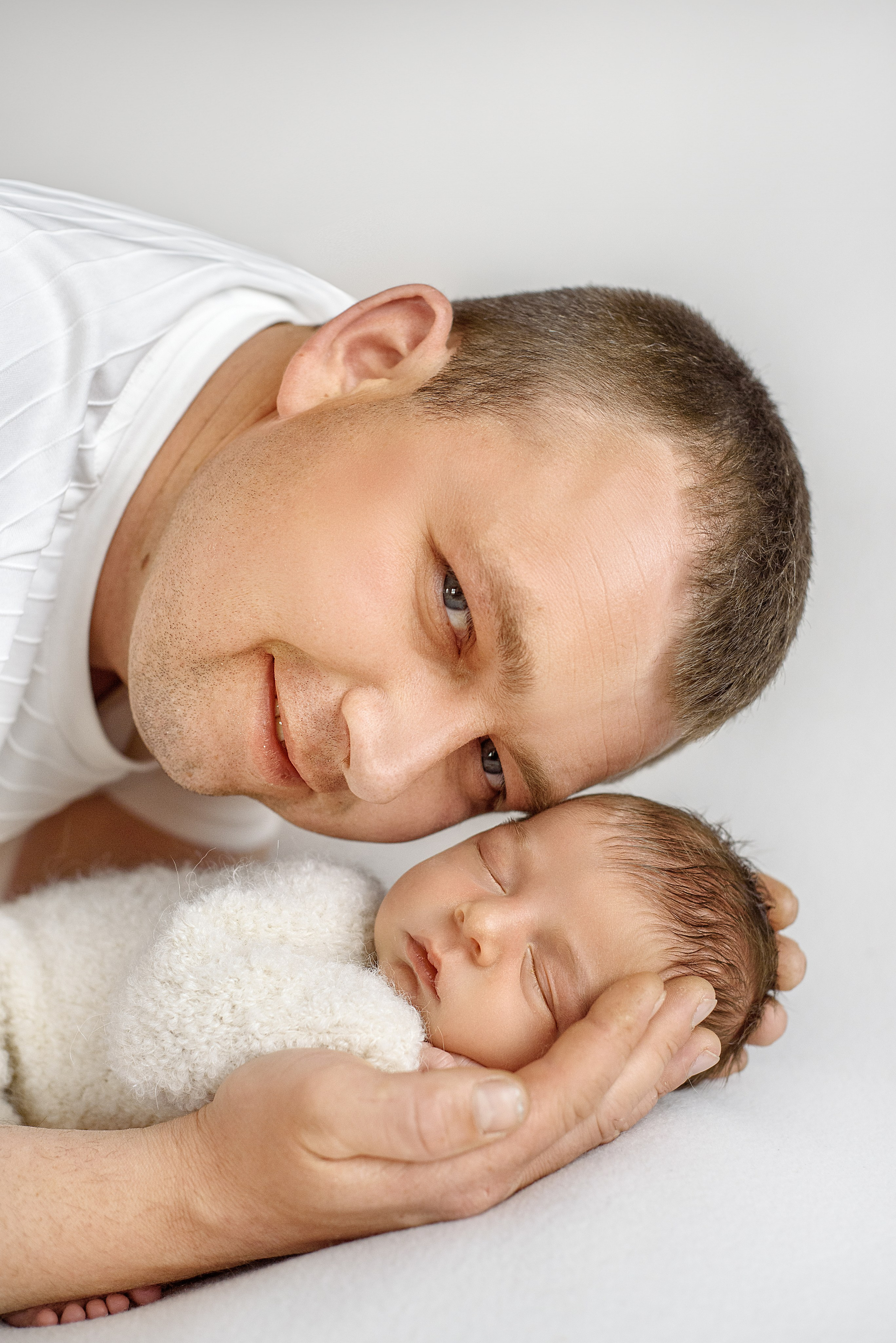 Романчик. Фотограф новонароджених (newborn) та материнства у Житомирі Анна Якимчук