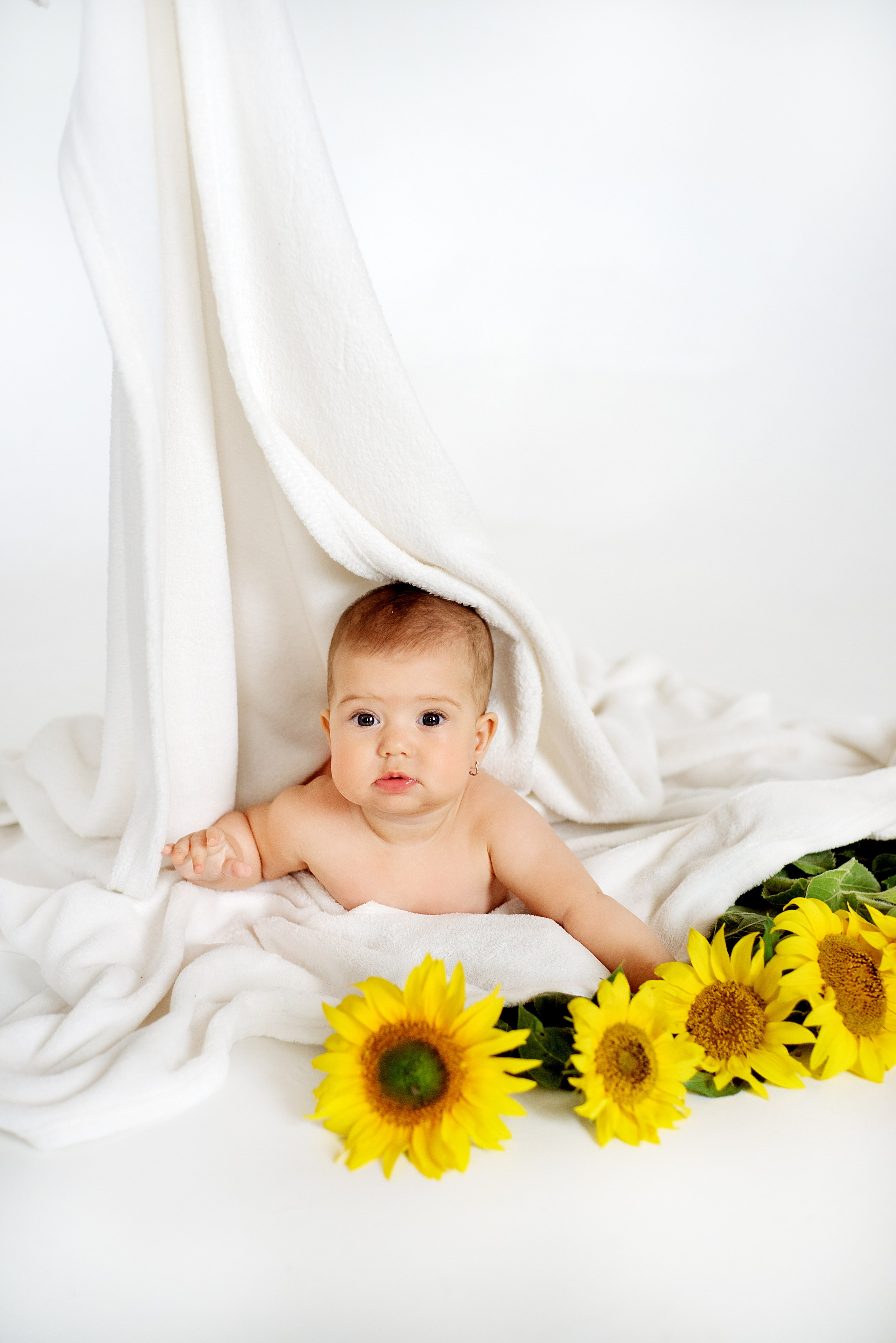 Сарочка. Фотограф новонароджених (newborn) та материнства у Житомирі Анна Якимчук