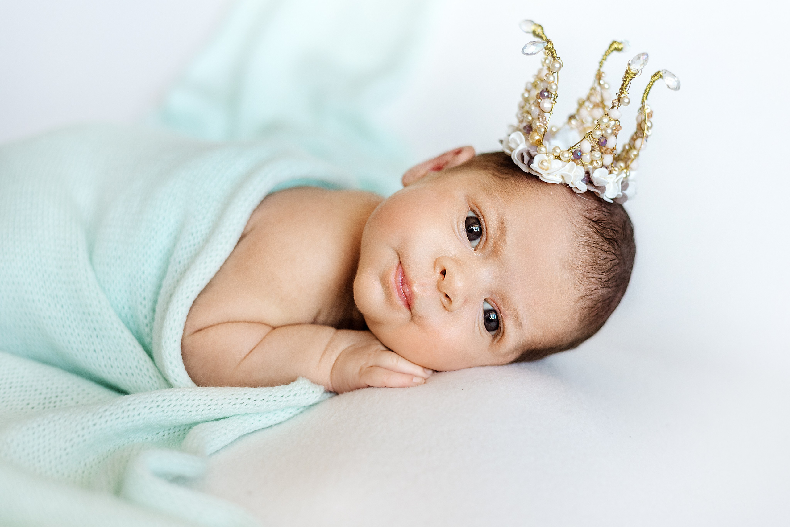 Катерина. Фотограф новонароджених (newborn) та материнства у Житомирі Анна Якимчук