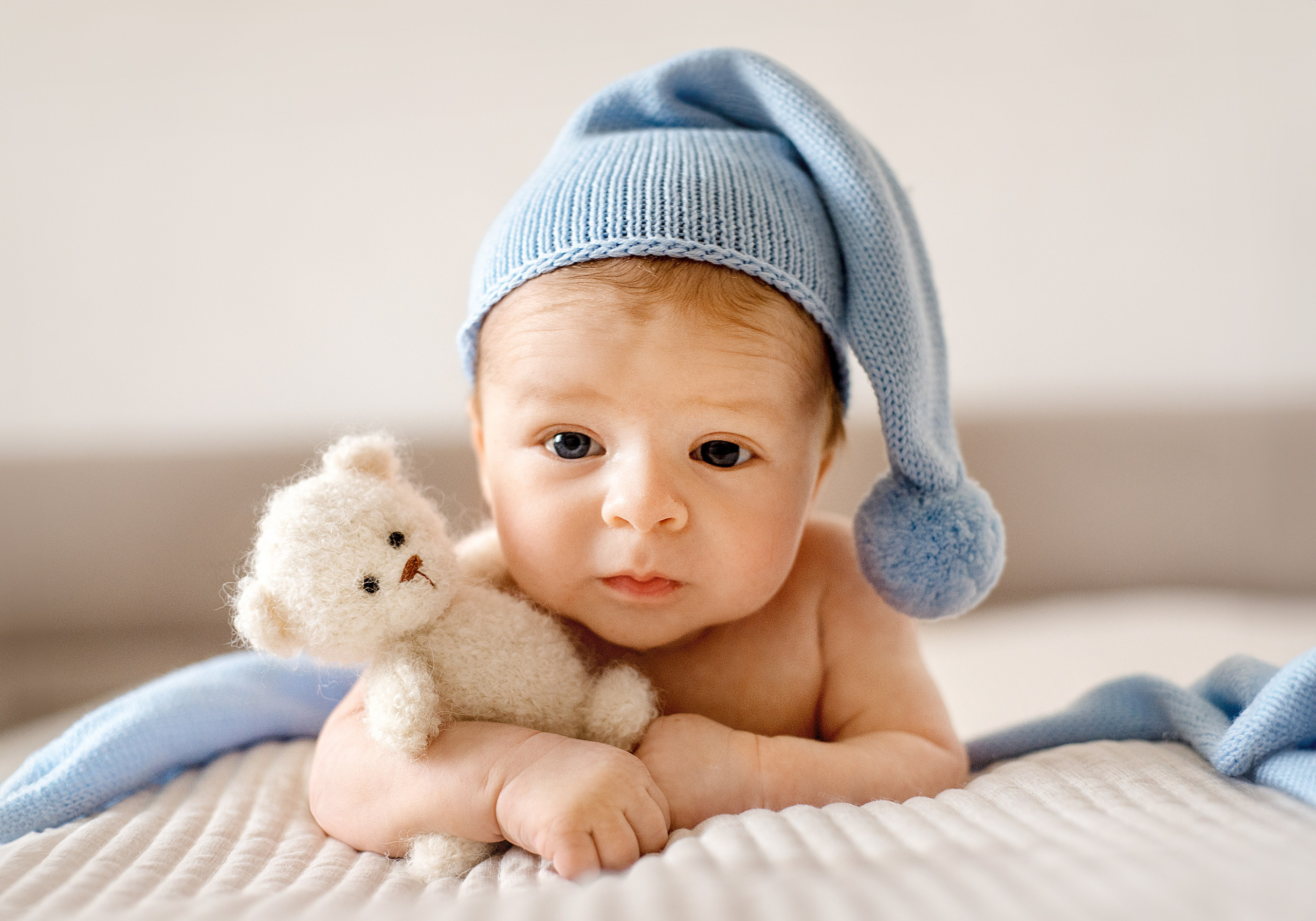 Фотограф новонароджених (newborn) та материнства у Житомирі Анна Якимчук